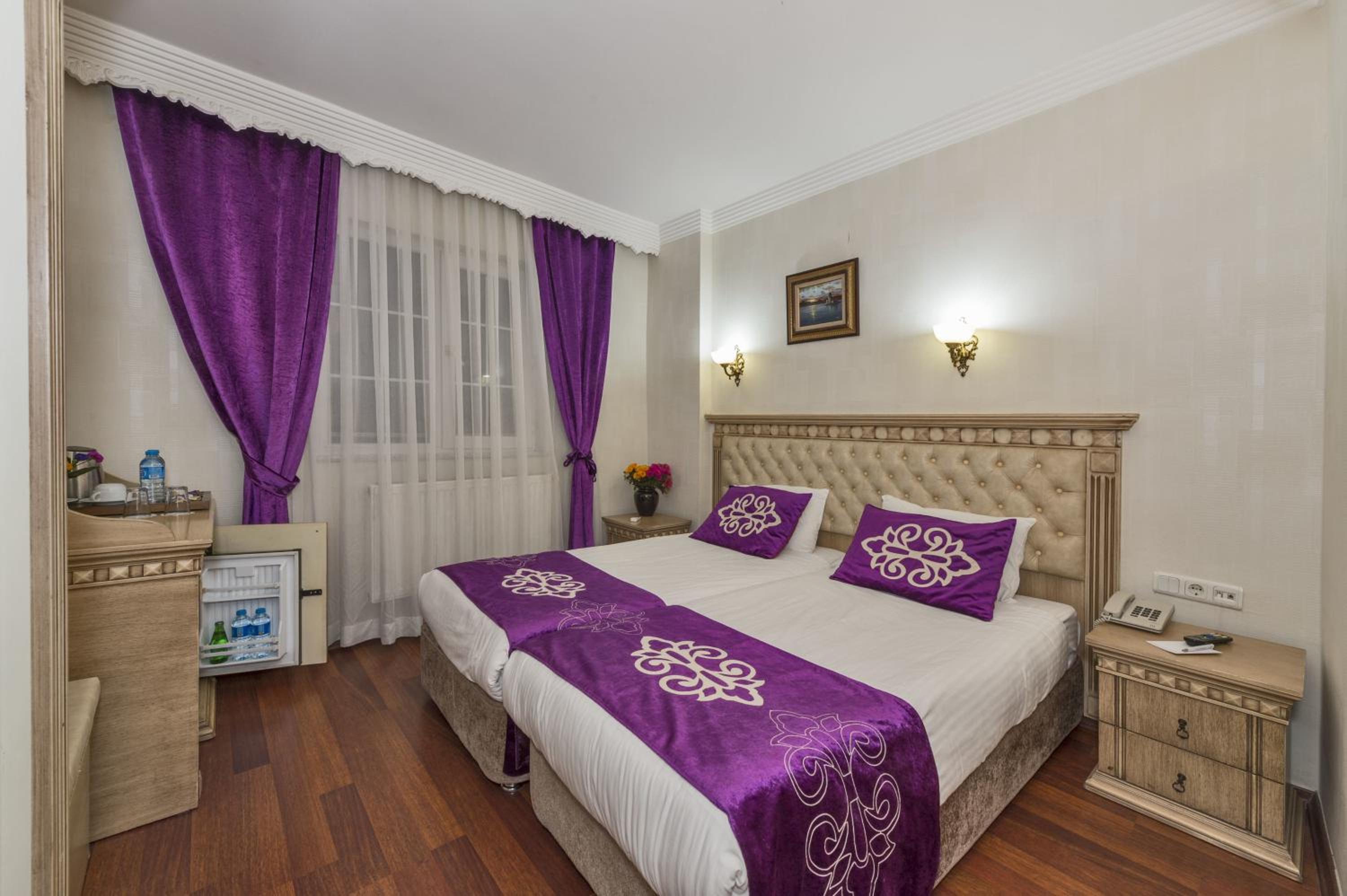 Istanbul Holiday Hotel - Image 5