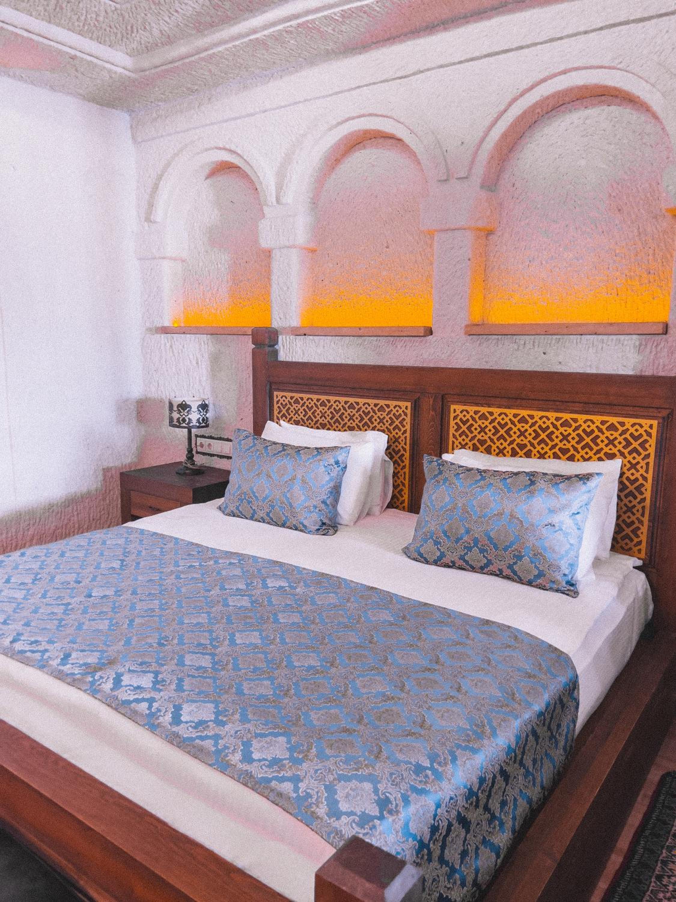 Local Cave House Hotel - Image 24