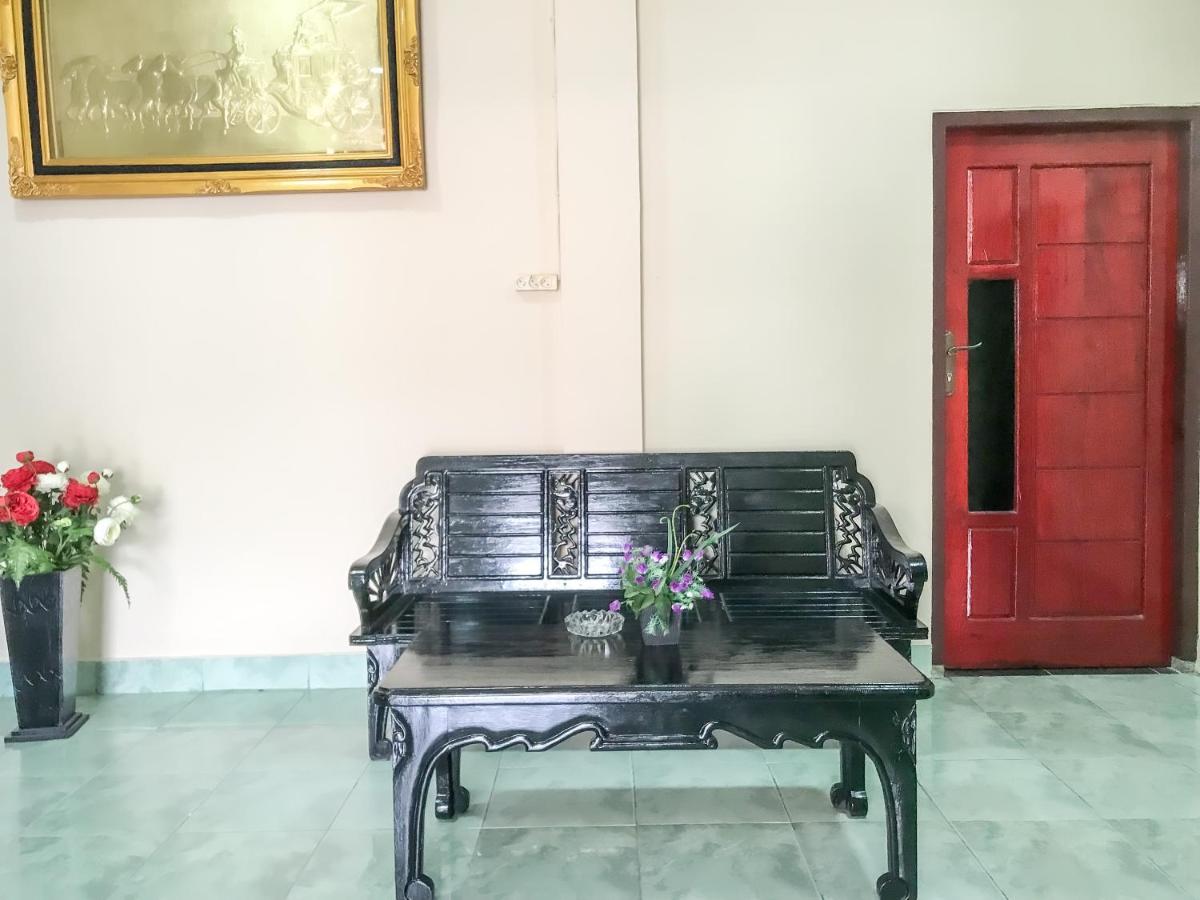 hotel reception