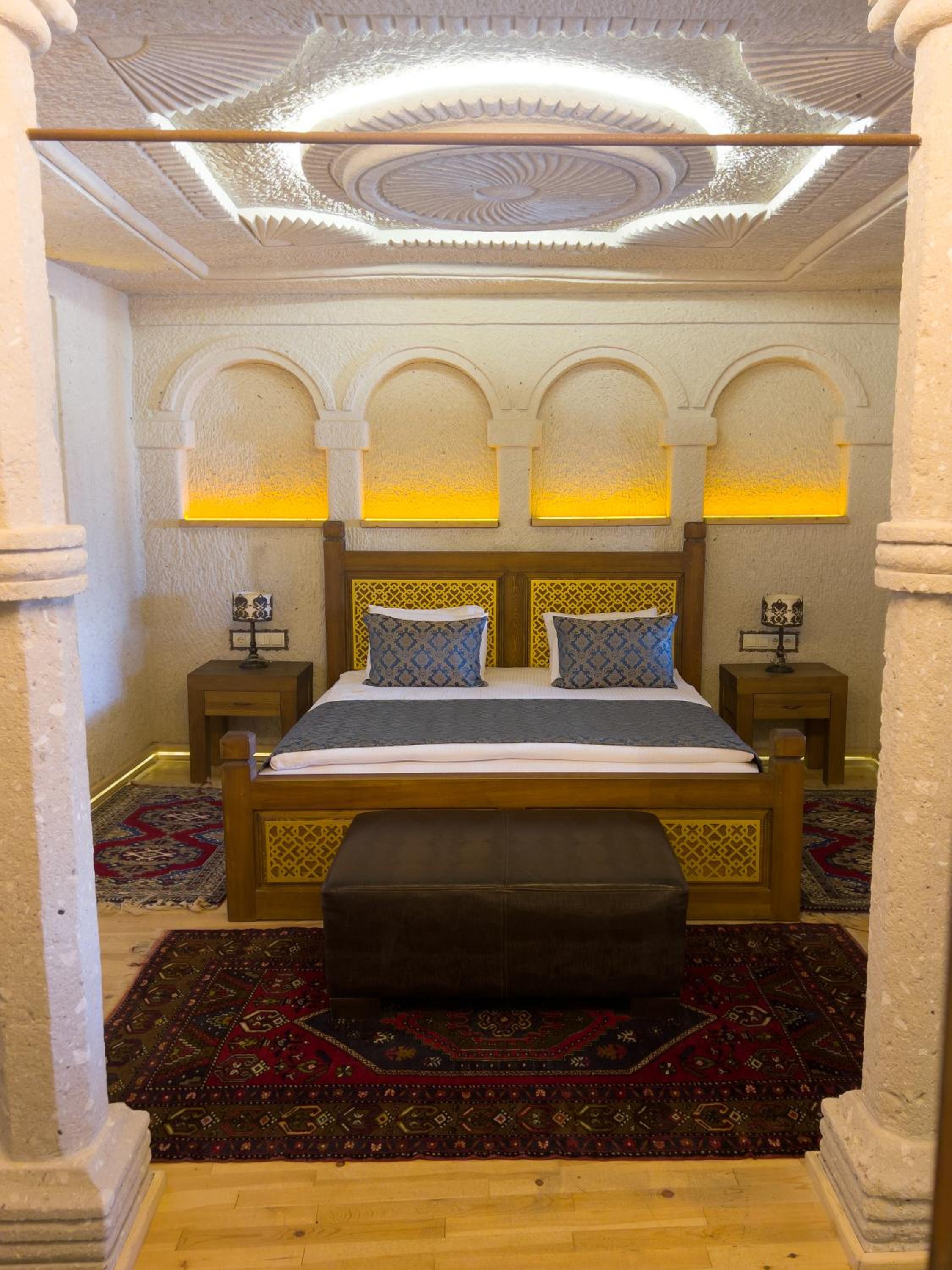 Local Cave House Hotel - Image 52