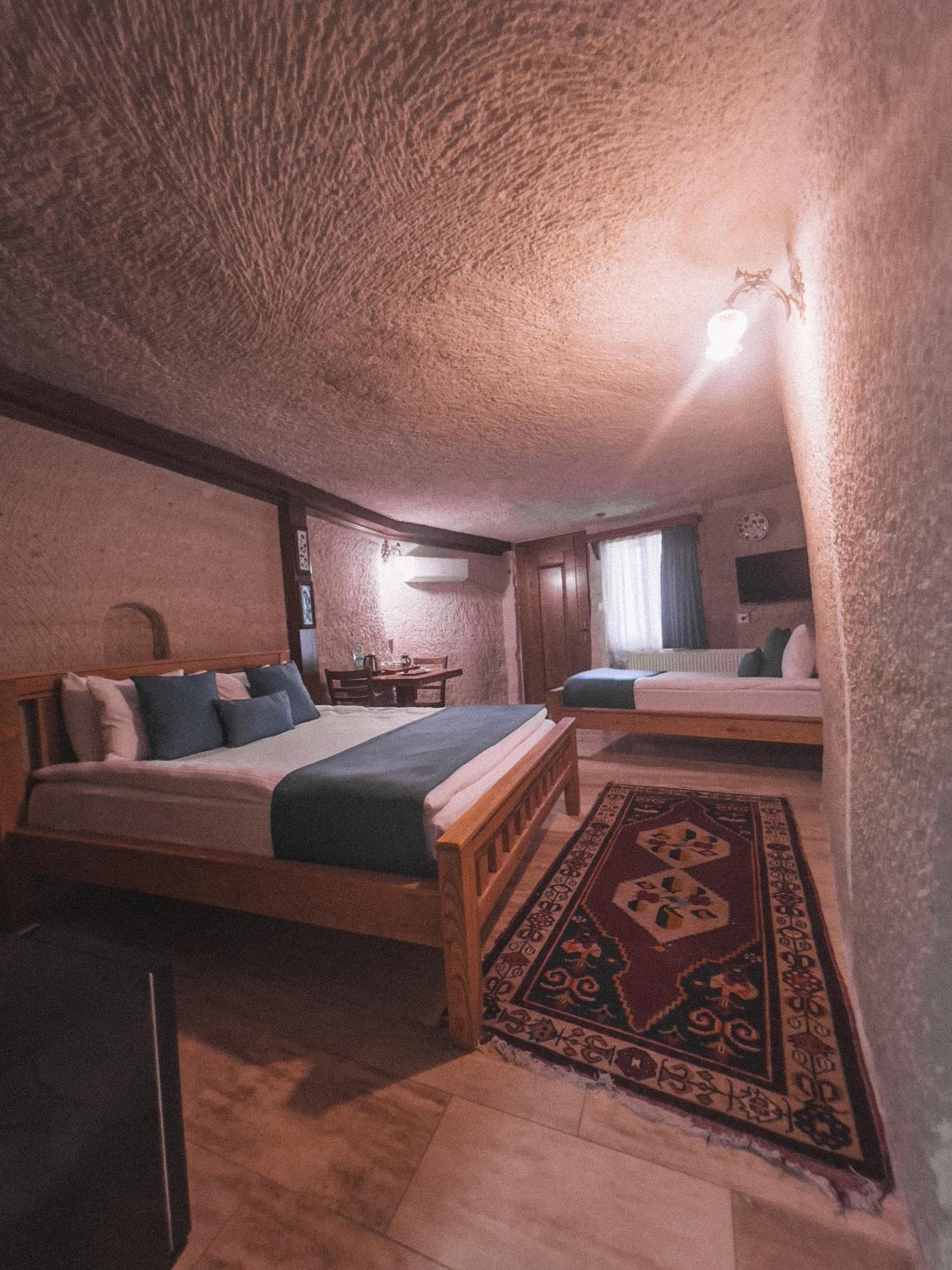 Local Cave House Hotel - Image 60