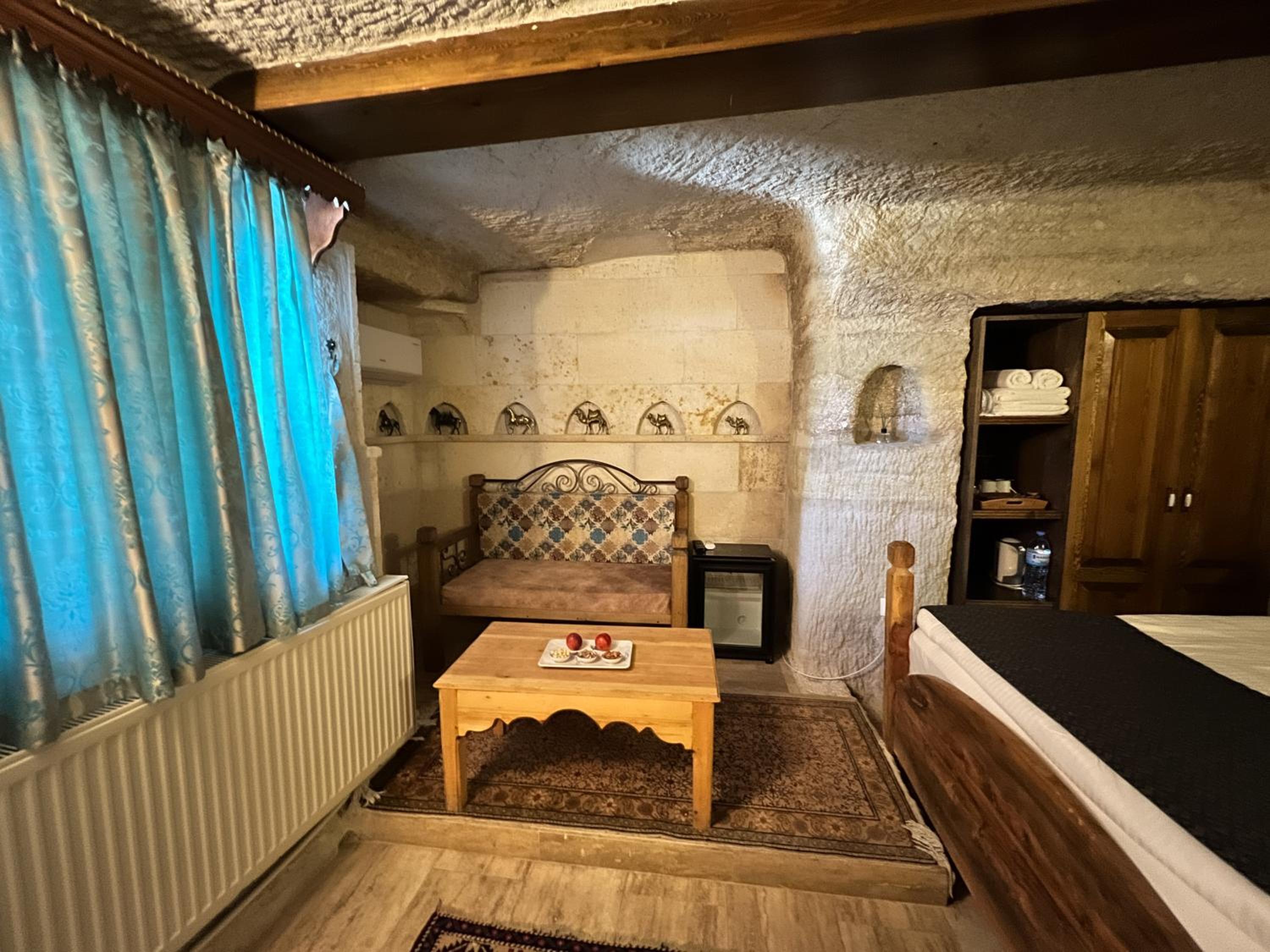 Local Cave House Hotel - Image 133