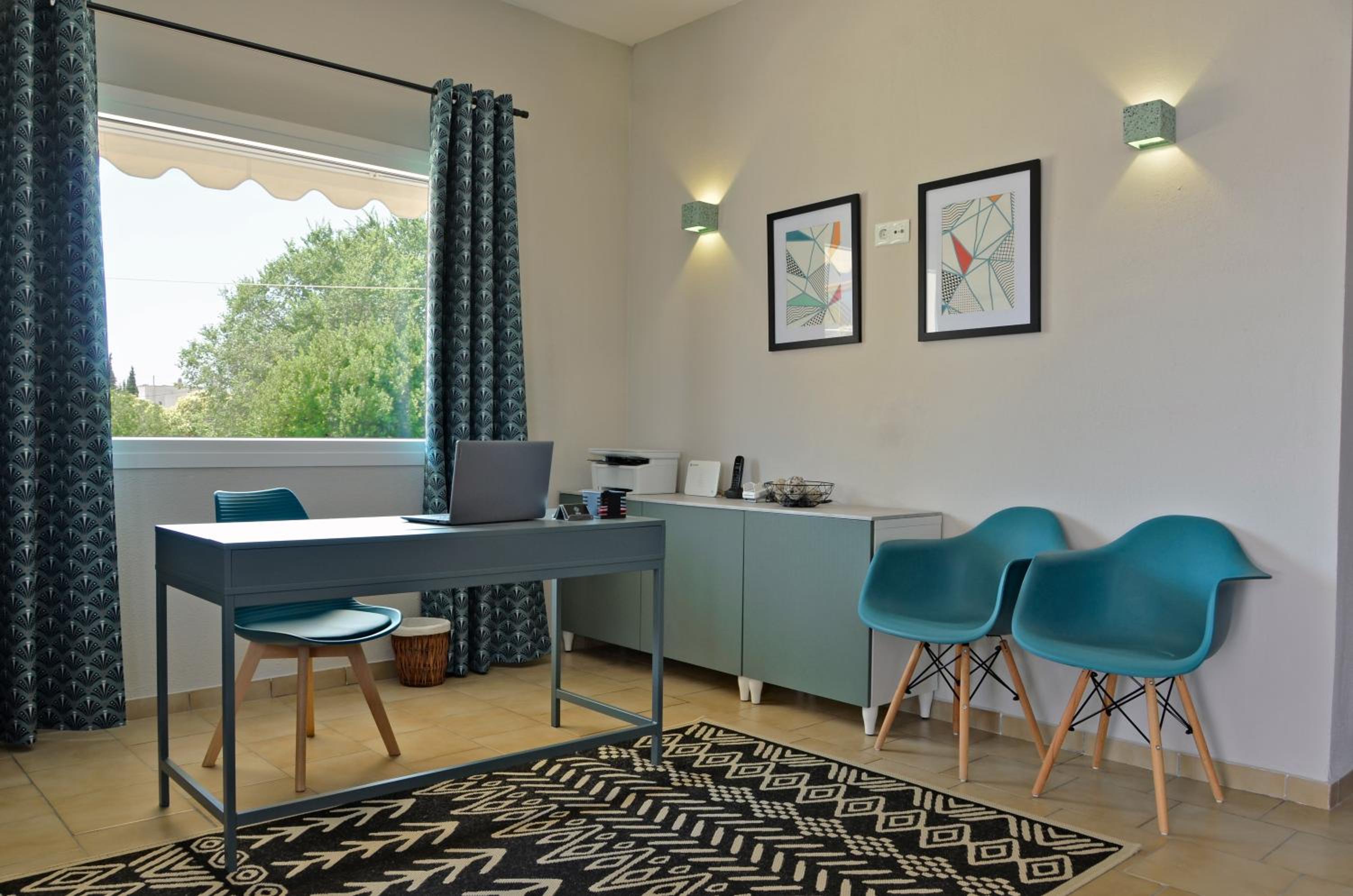 Joya Ofrynio Stylish Suites view 2