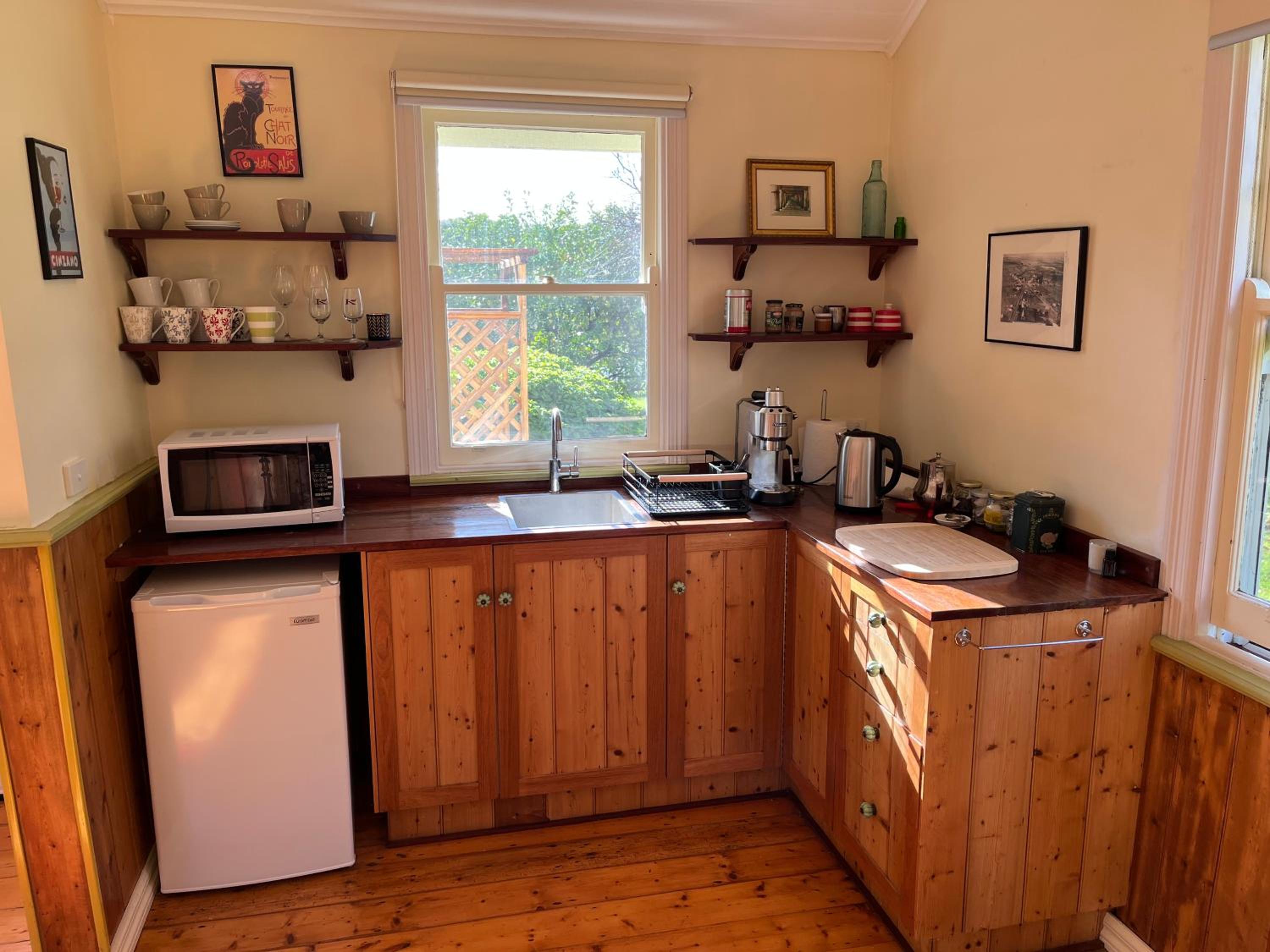 The Dairy Cottage - Lake Lorne - Drysdale