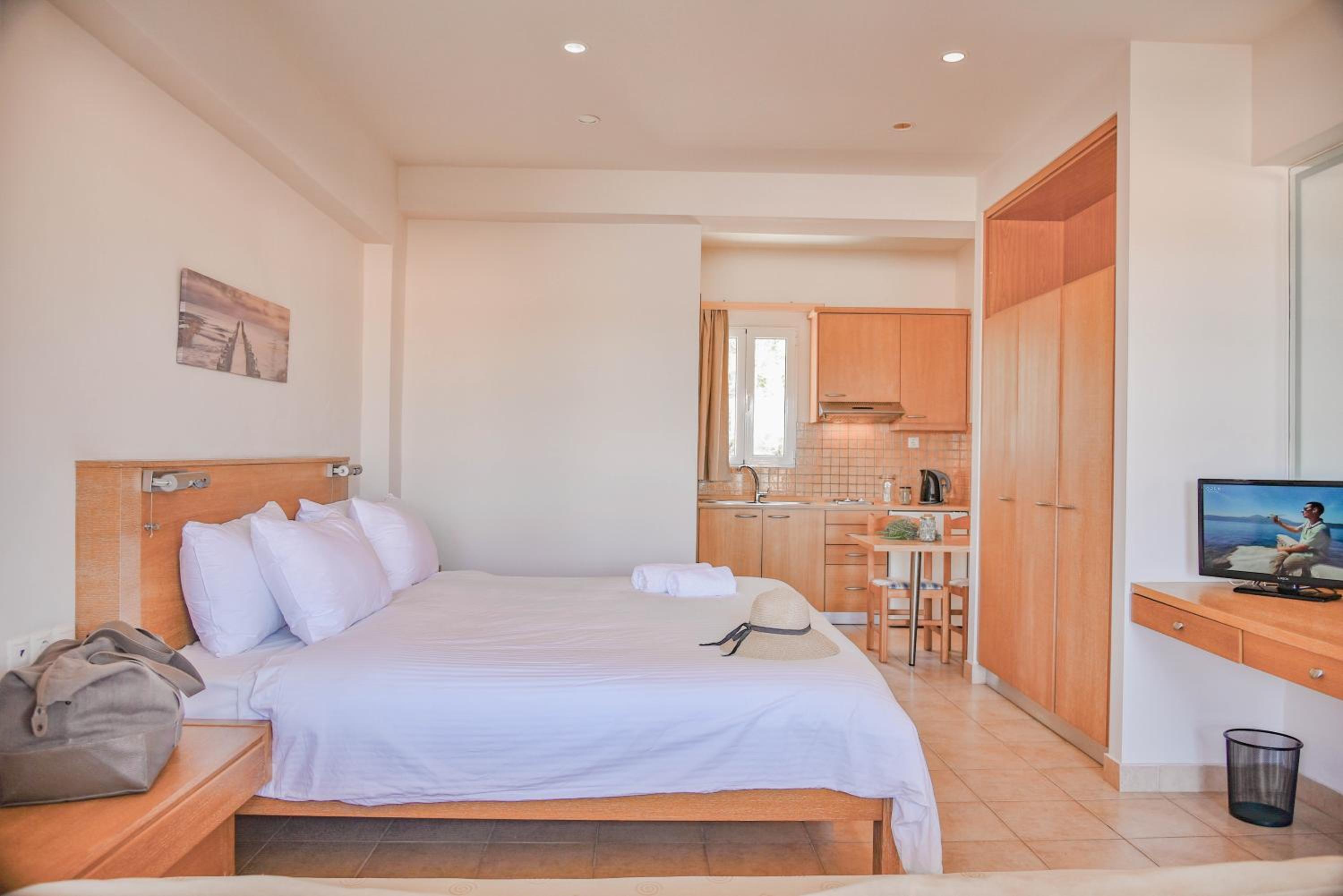 Anatoli Apartments photo 3