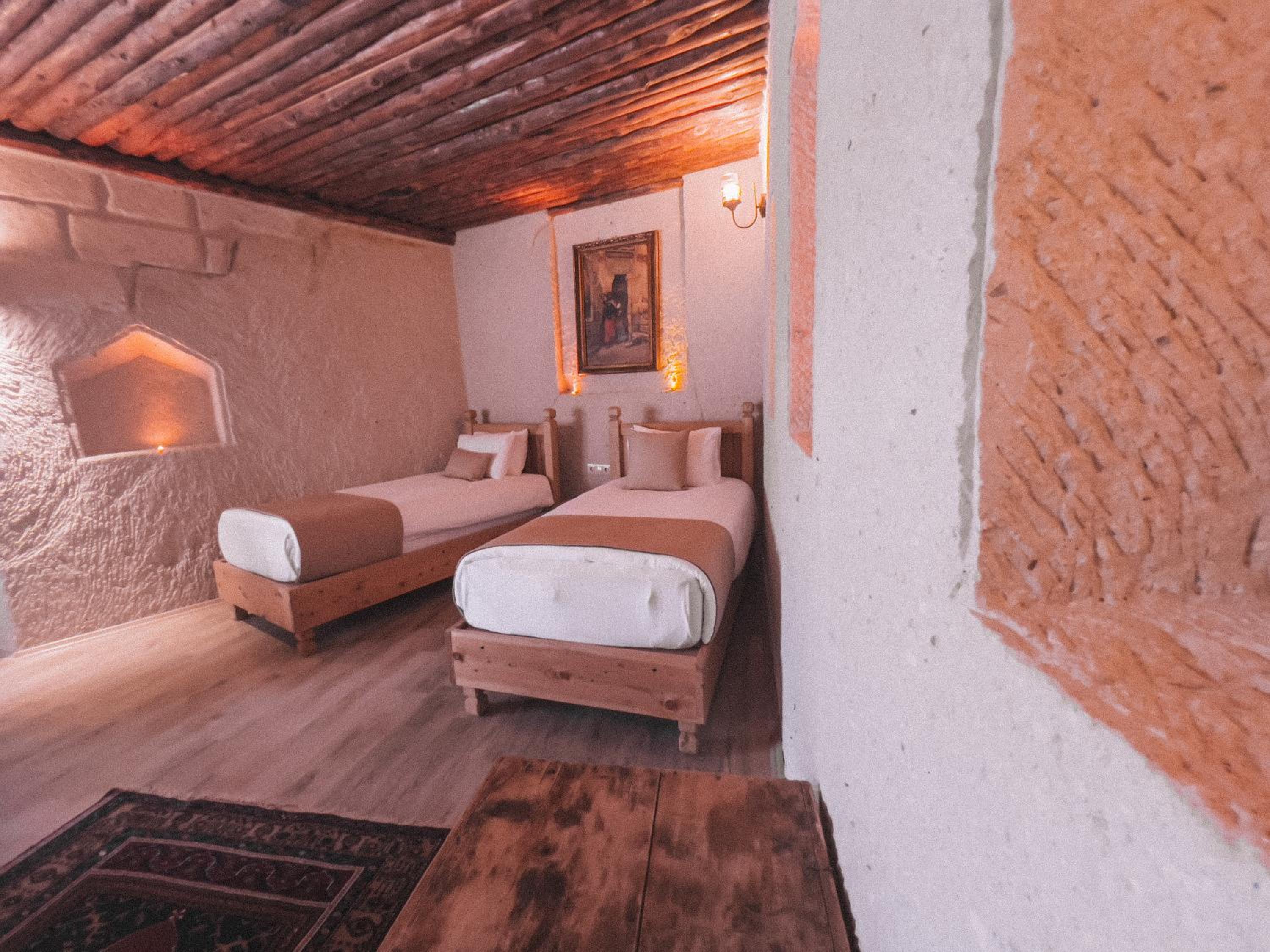 Local Cave House Hotel - Image 86