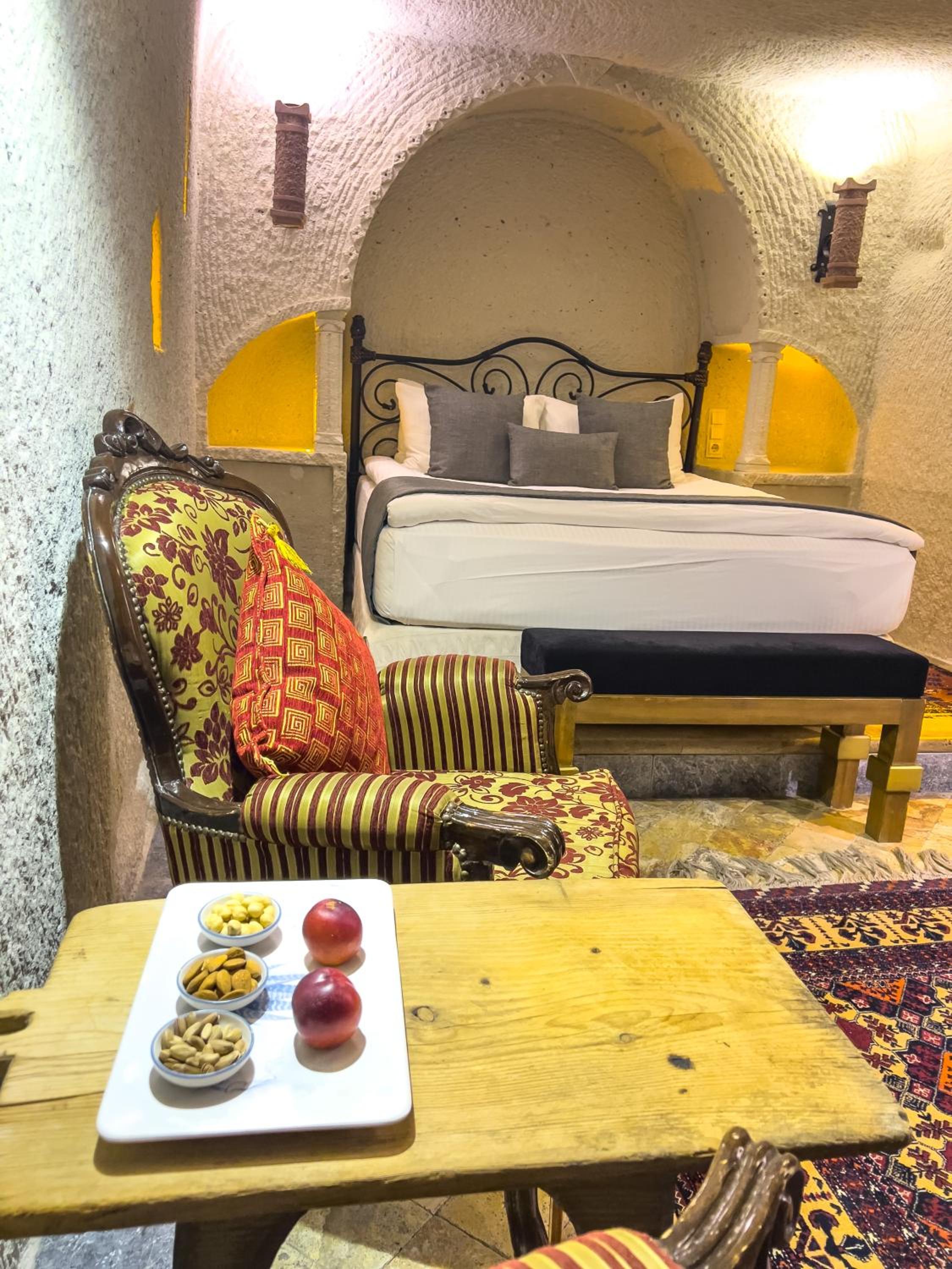 Local Cave House Hotel - Image 93