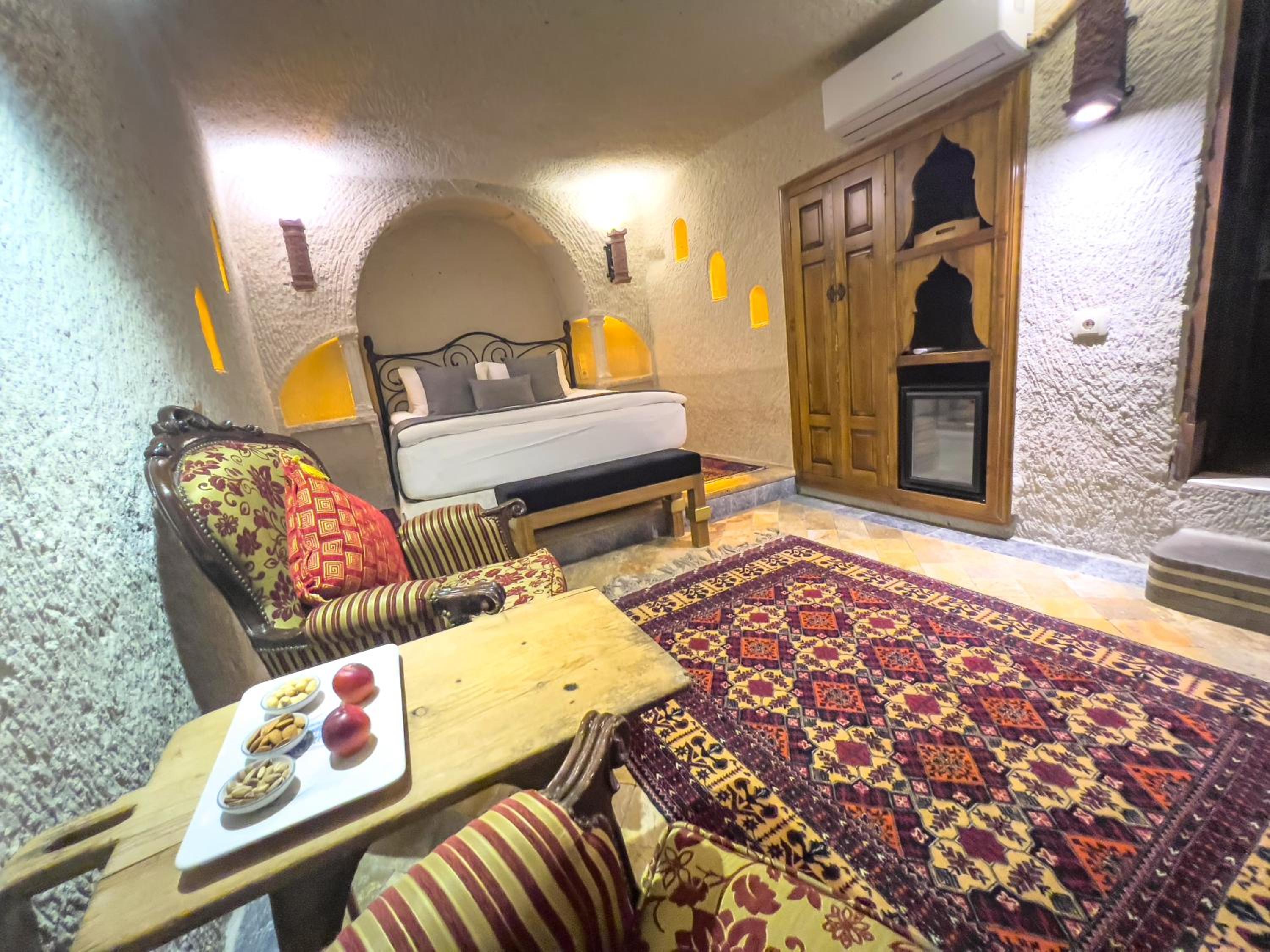 Local Cave House Hotel - Image 143