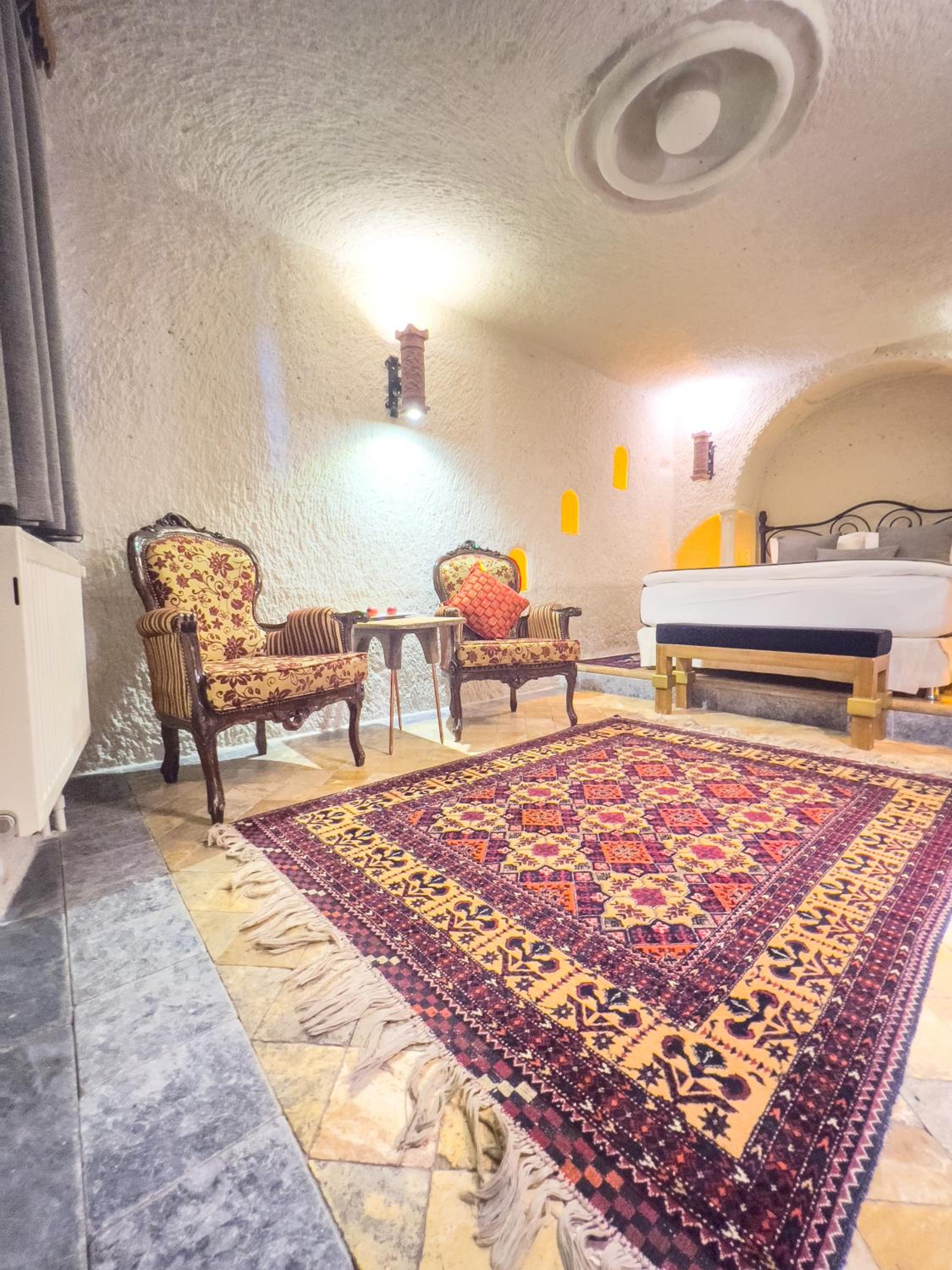 Local Cave House Hotel - Image 164