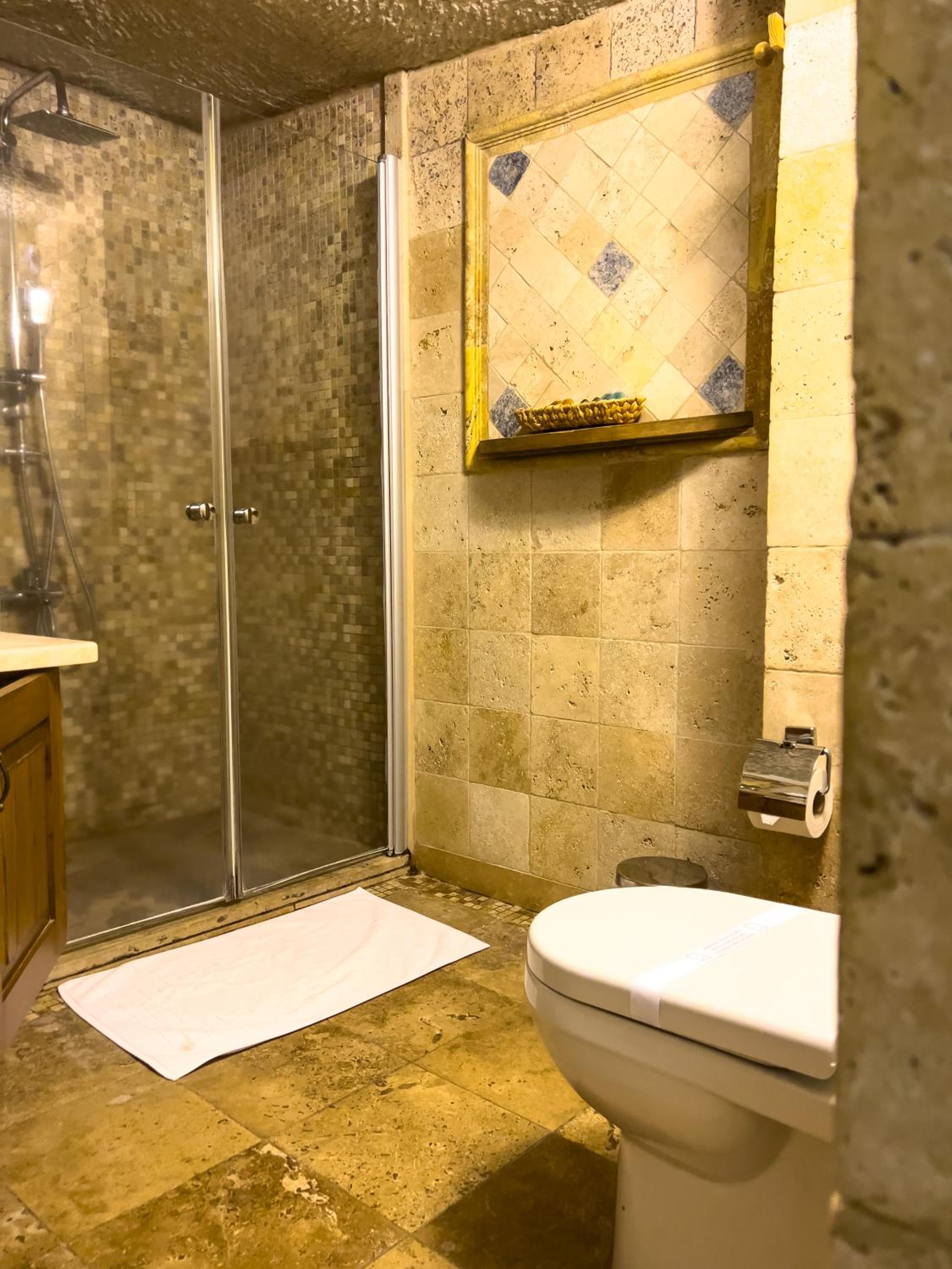 Local Cave House Hotel - Image 156