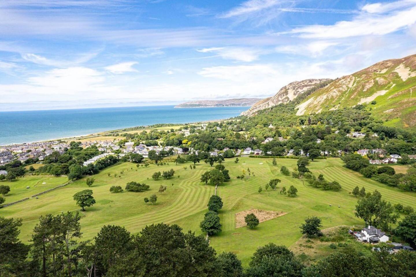 Delightful holiday home with sea views and Hot Tub view 2