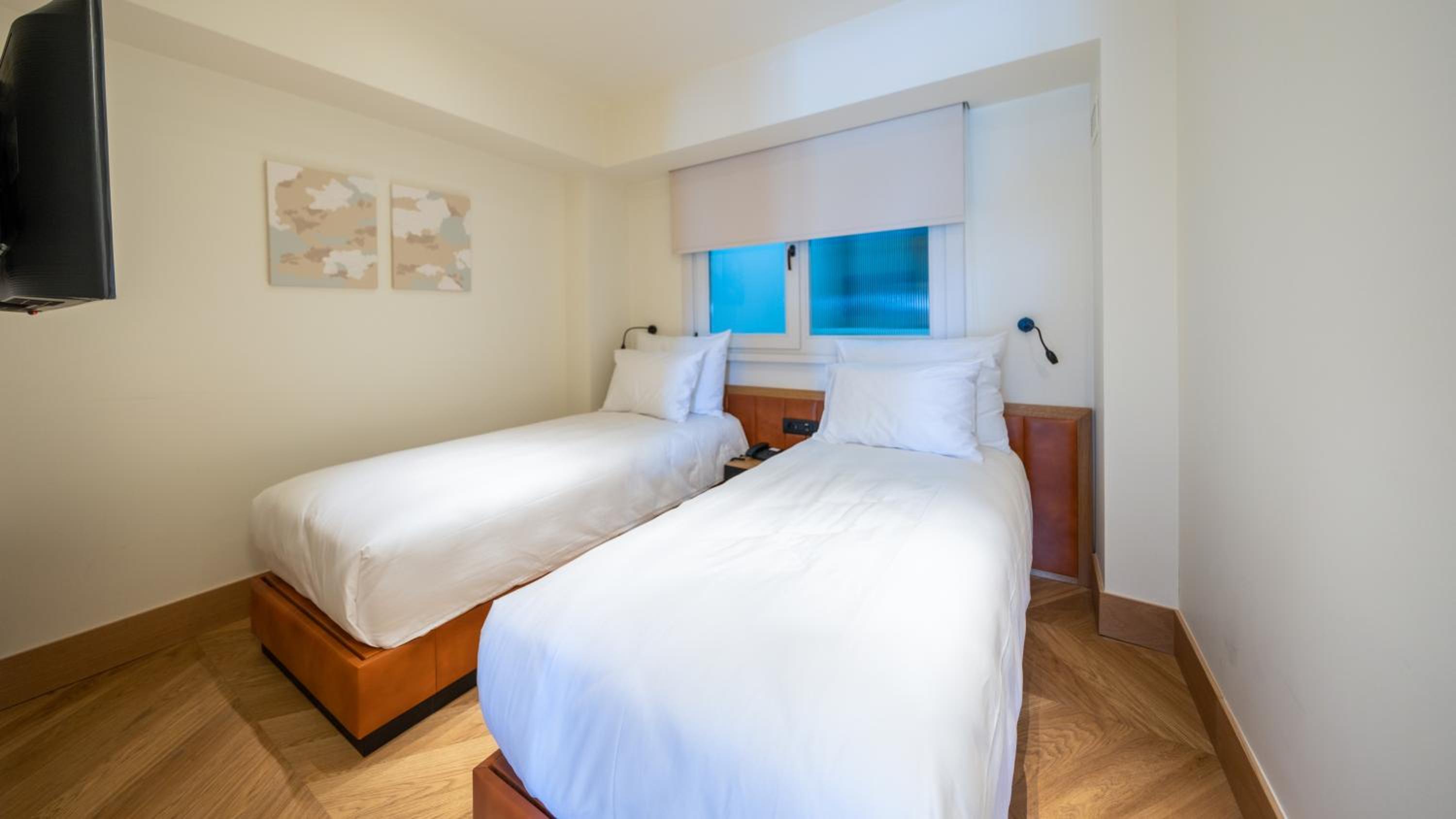 The Gift Otel - Image 24