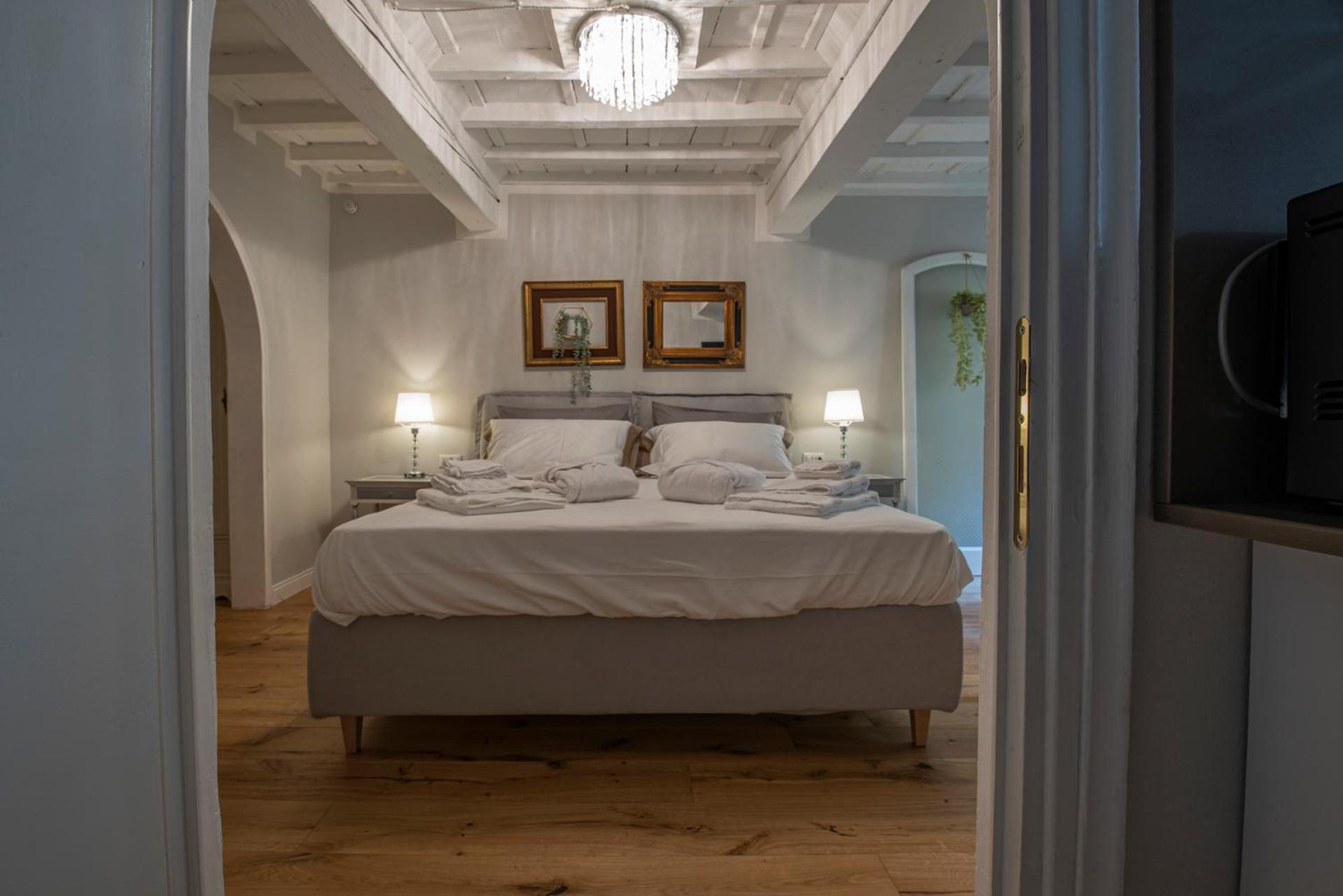 Peruzzi Royal Suite