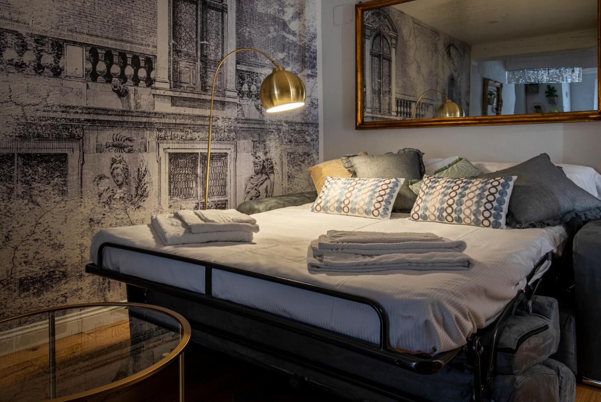 Peruzzi Royal Suite