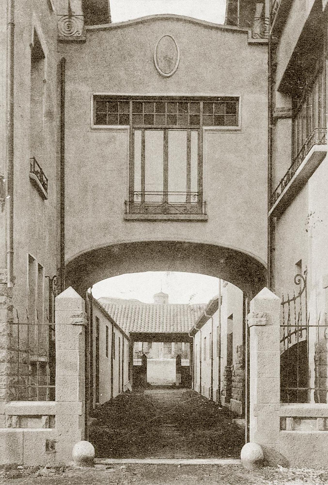 Fàbrica Descals and Pavillion view 3