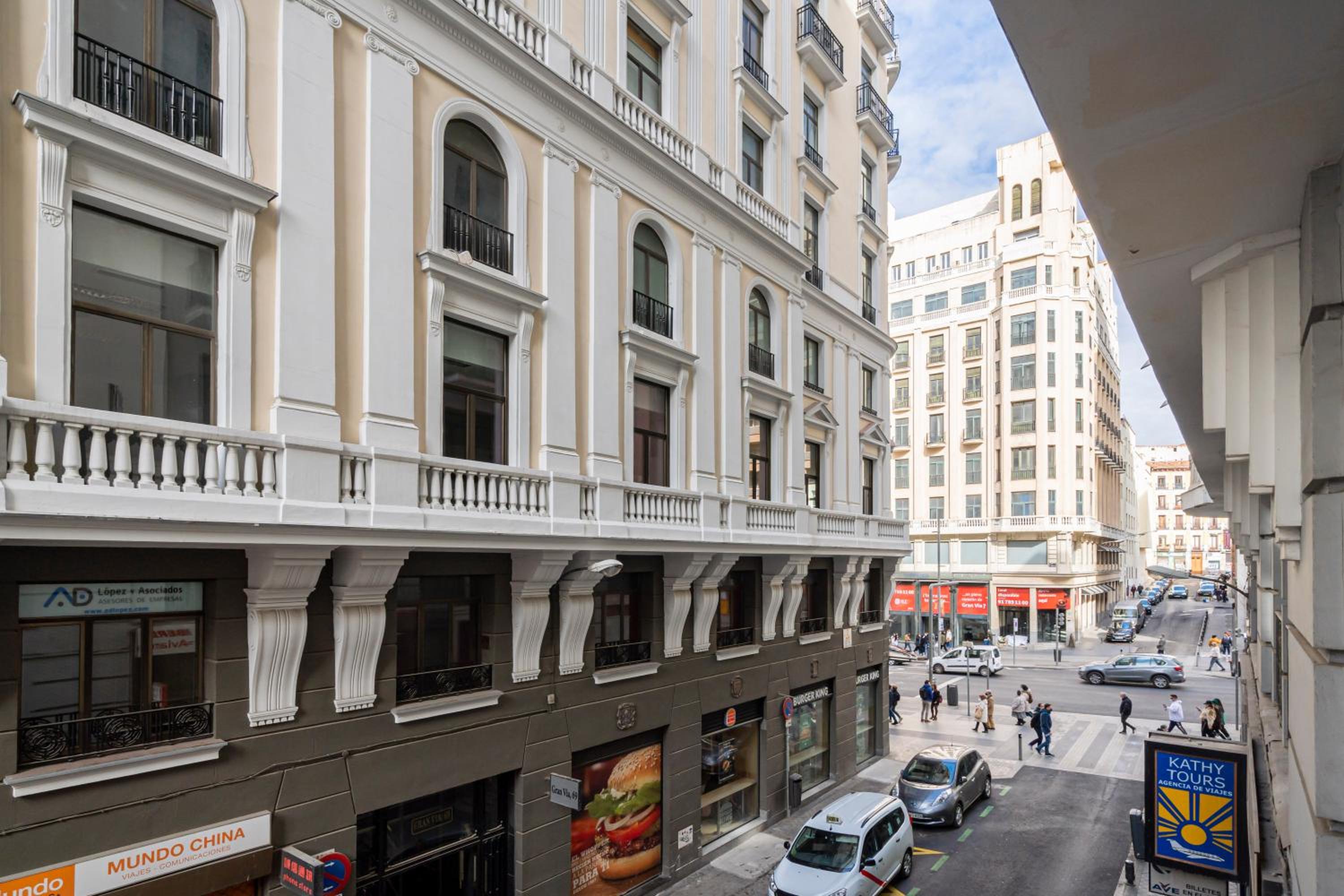 Room Plaza España