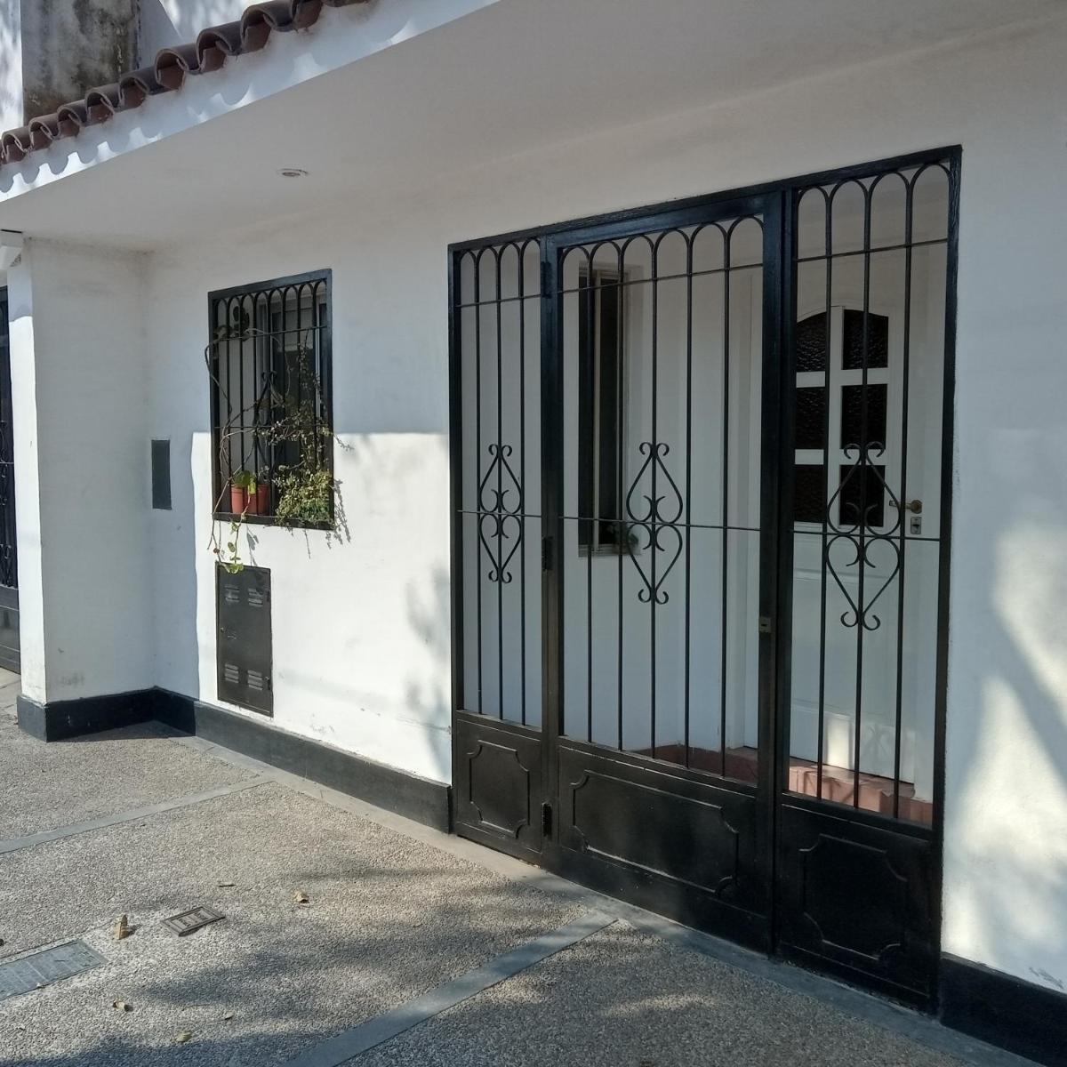 BAJOS de AMADOR