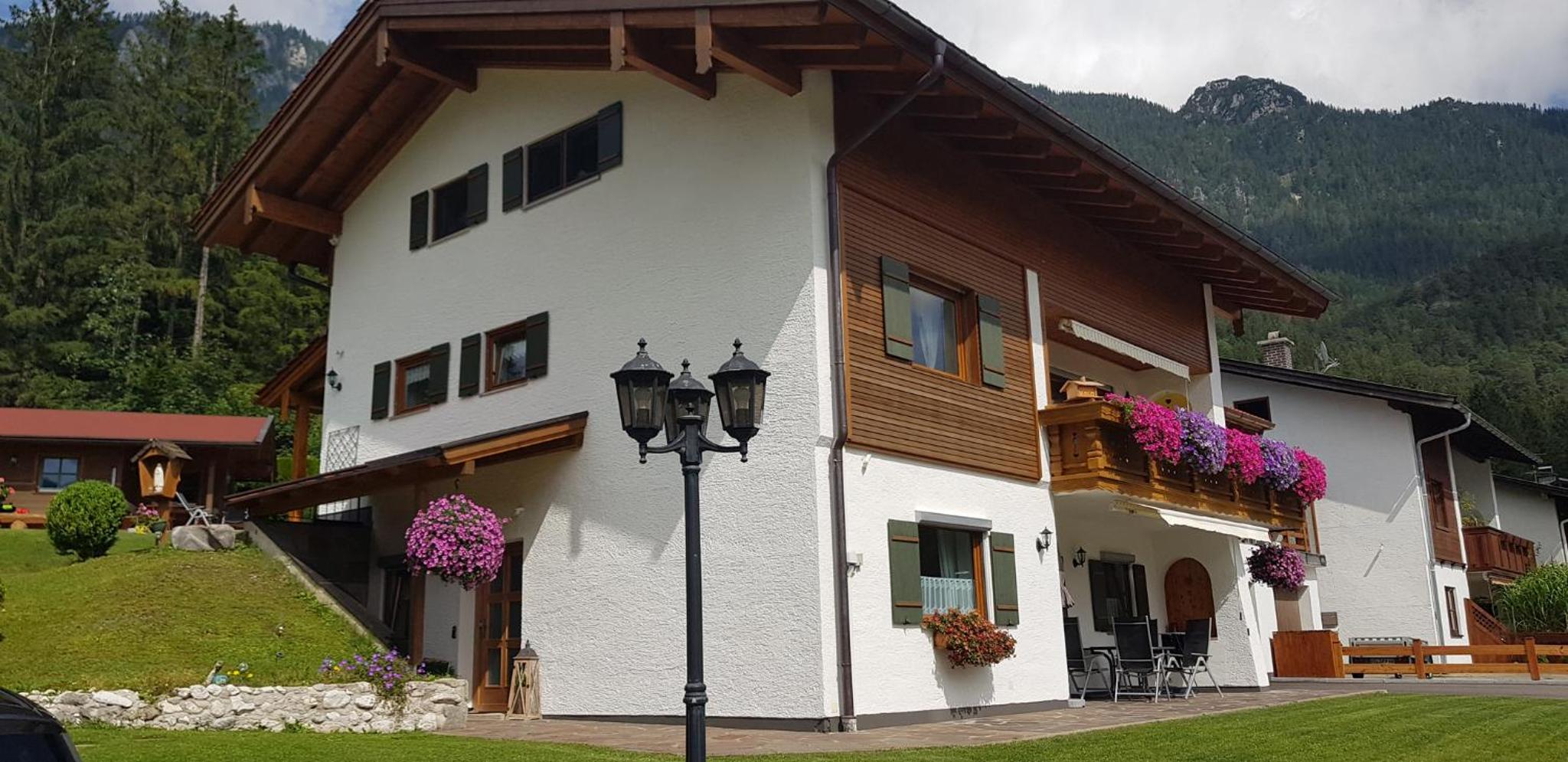 Ferienwohnung Schnitzlbaumer