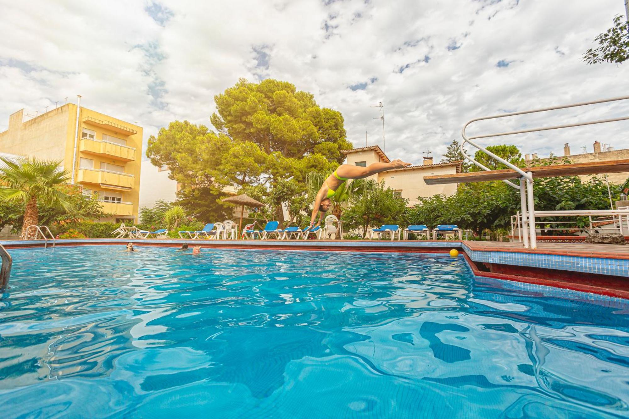 Apartamentos El Oasis view 2
