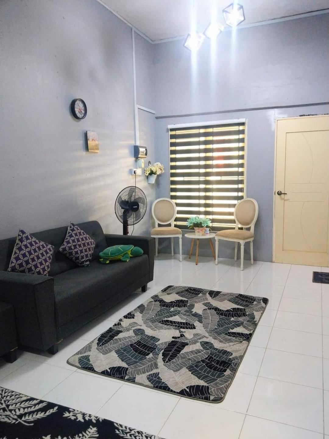 Azie Homestay photo 1