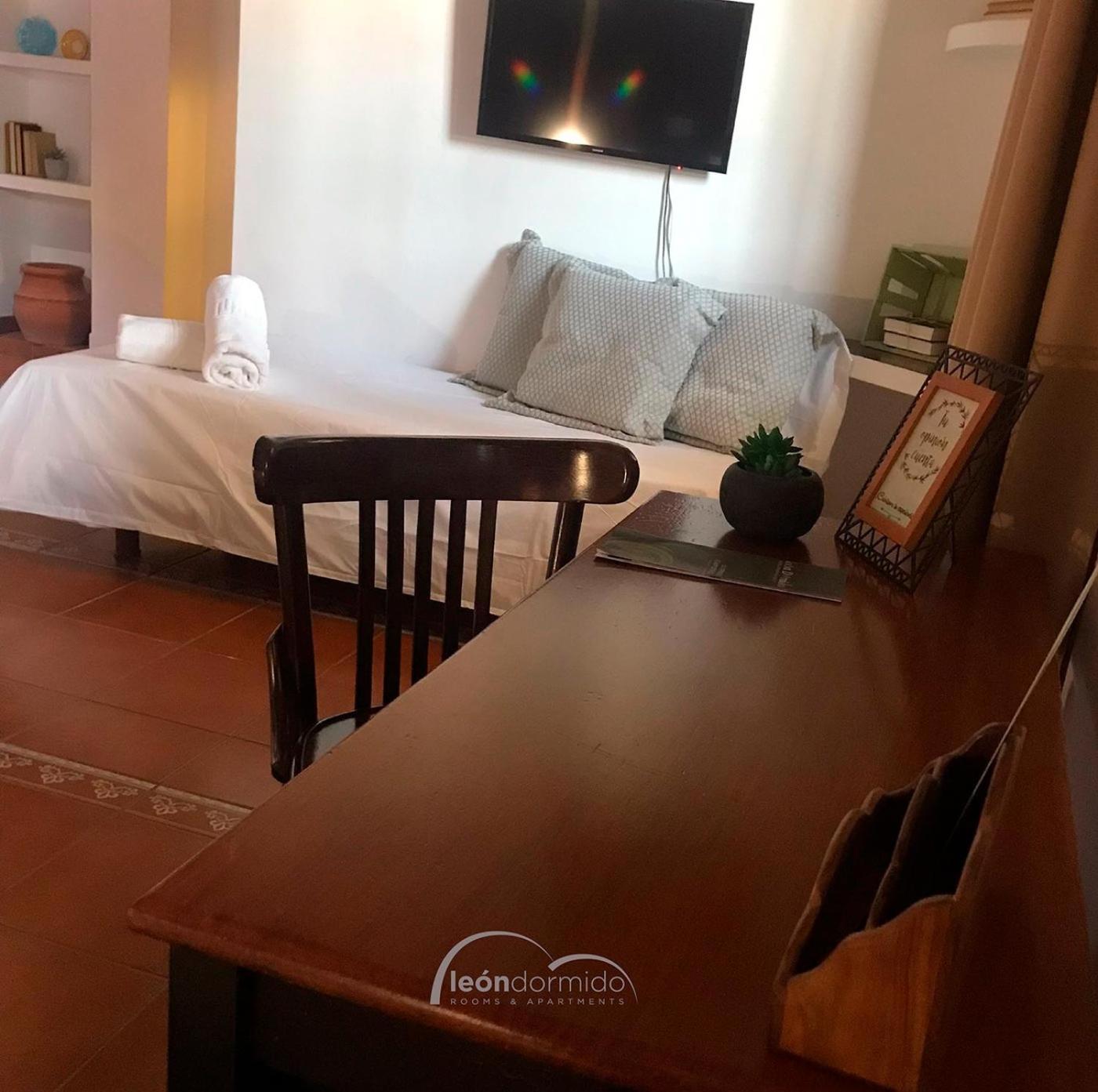LEON DORMIDO Rooms & Apartments