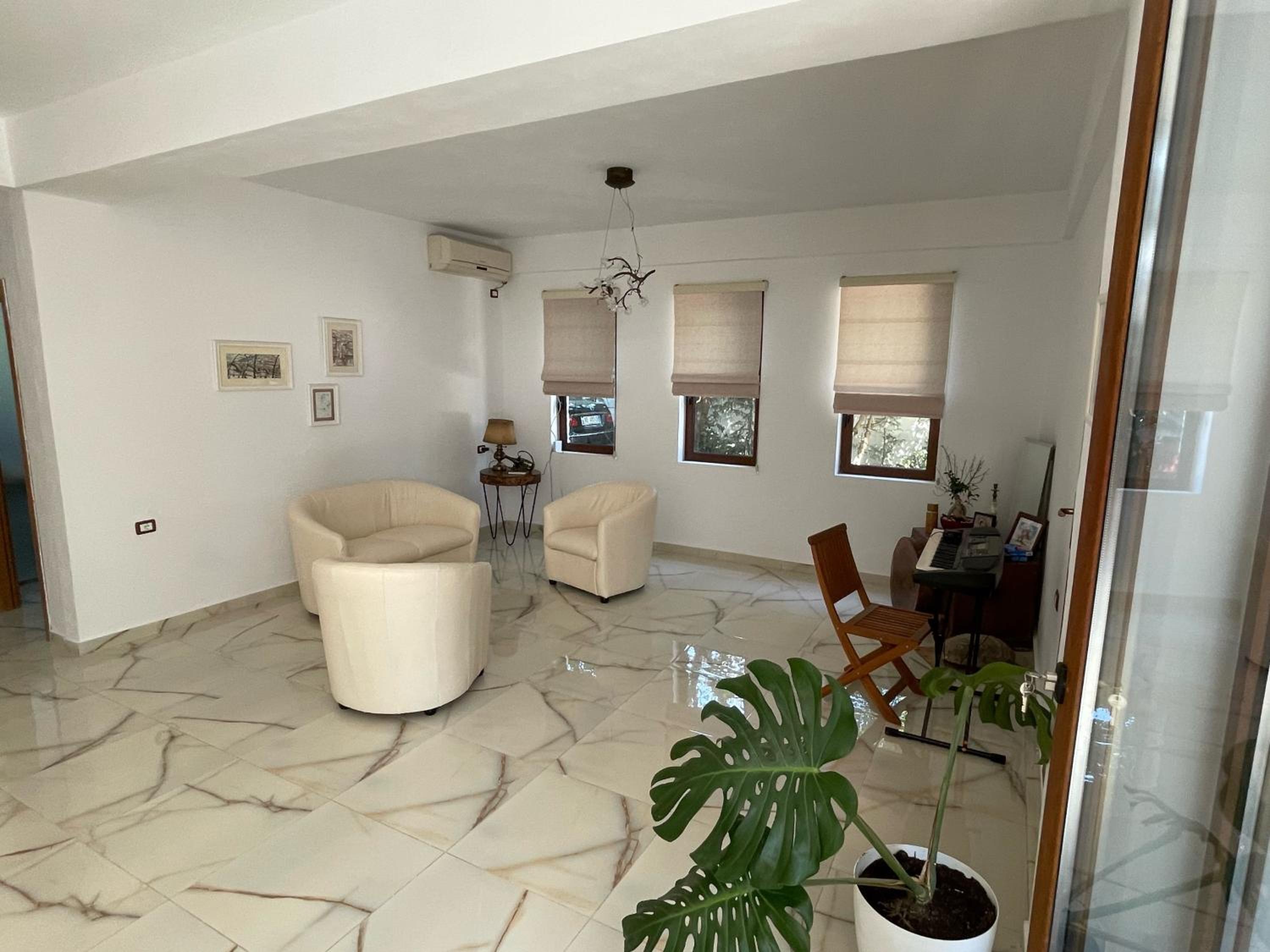Xho's Forest Guest House