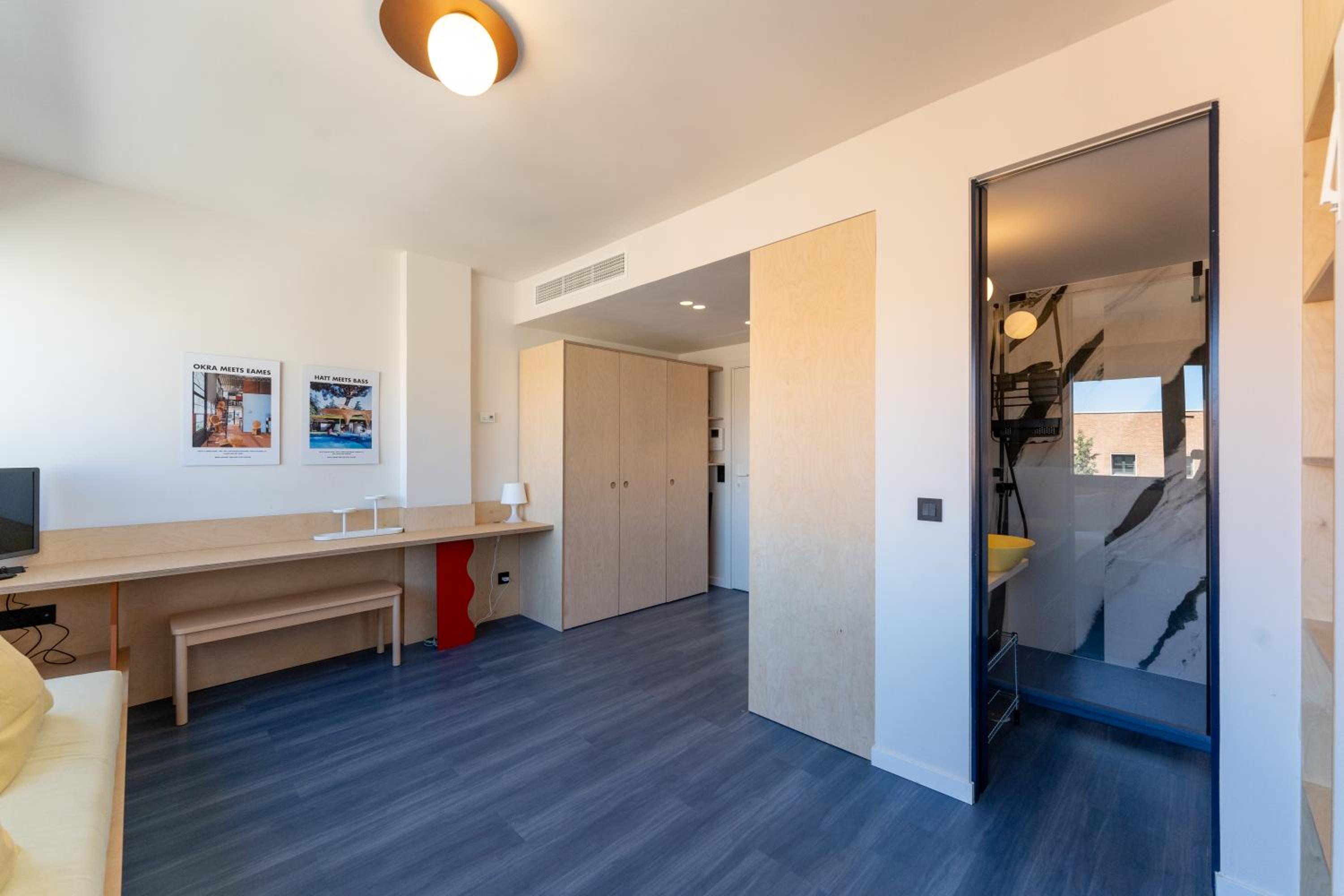 hotel room