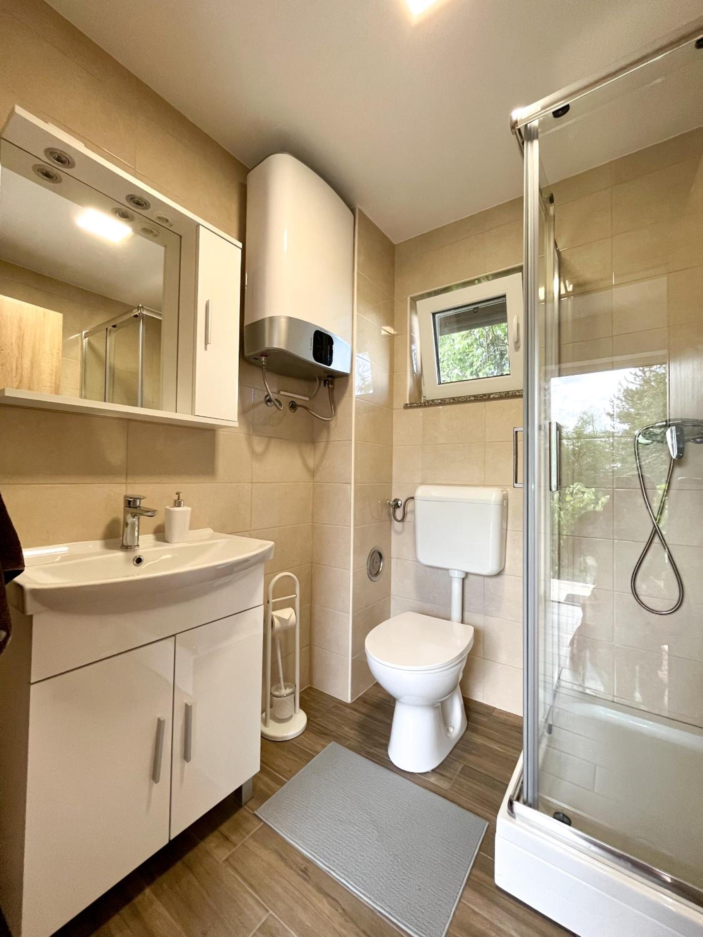 Holiday House Tomajna