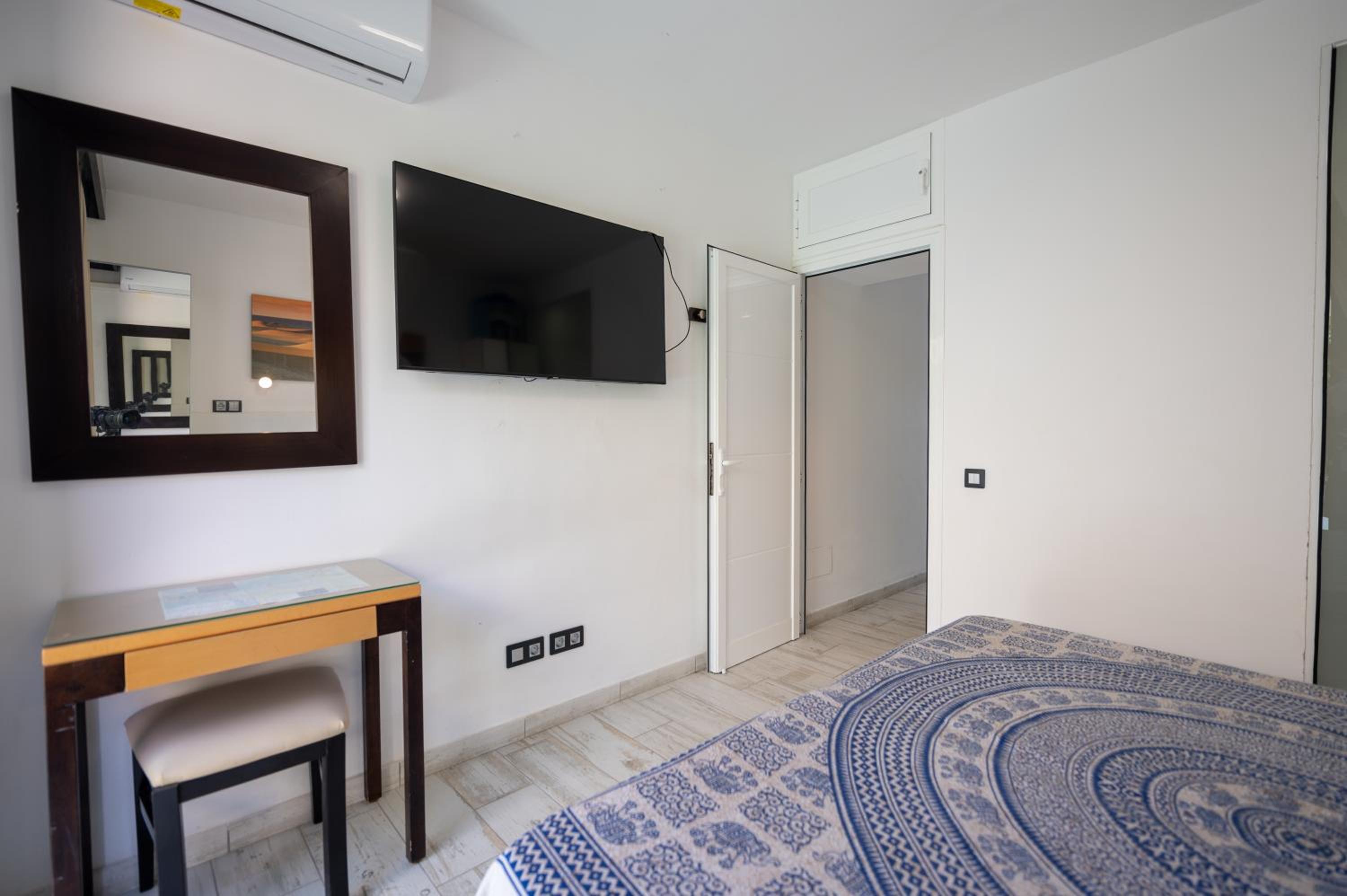 Apartamentos Playa Feliz