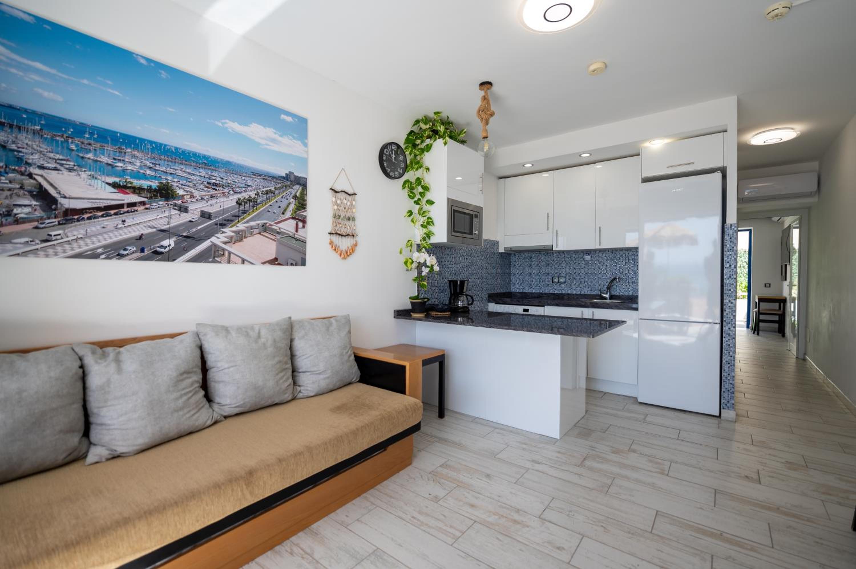 Apartamentos Playa Feliz