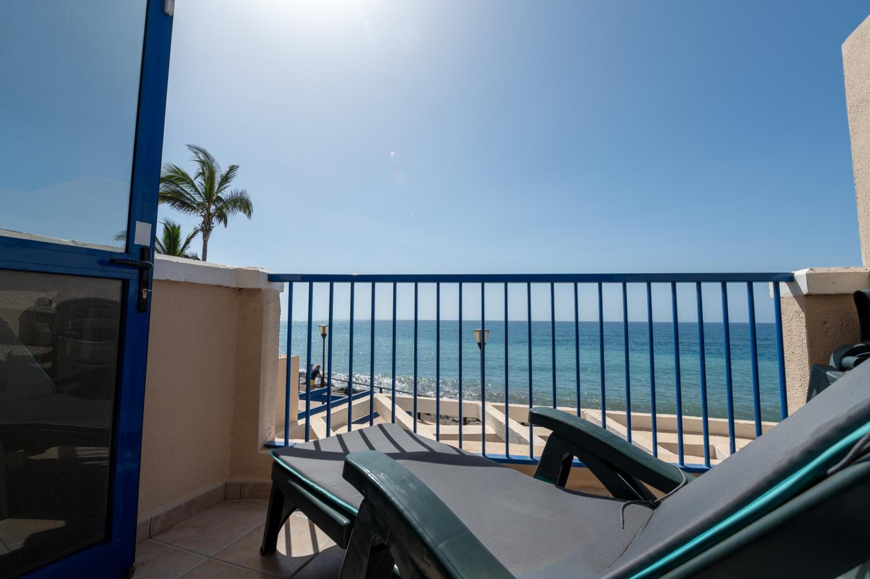 Apartamentos Playa Feliz