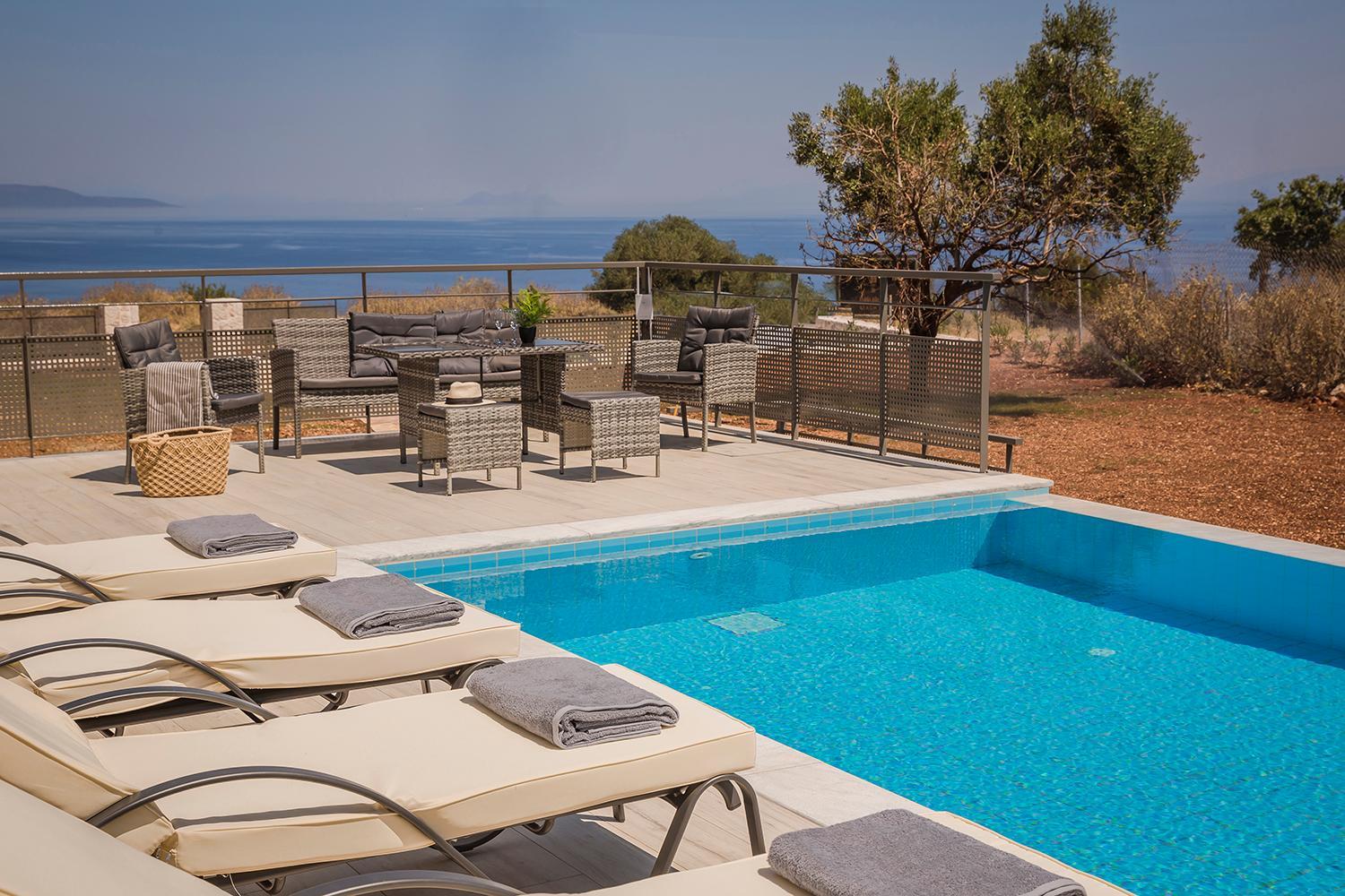 Petradi Villas Skala