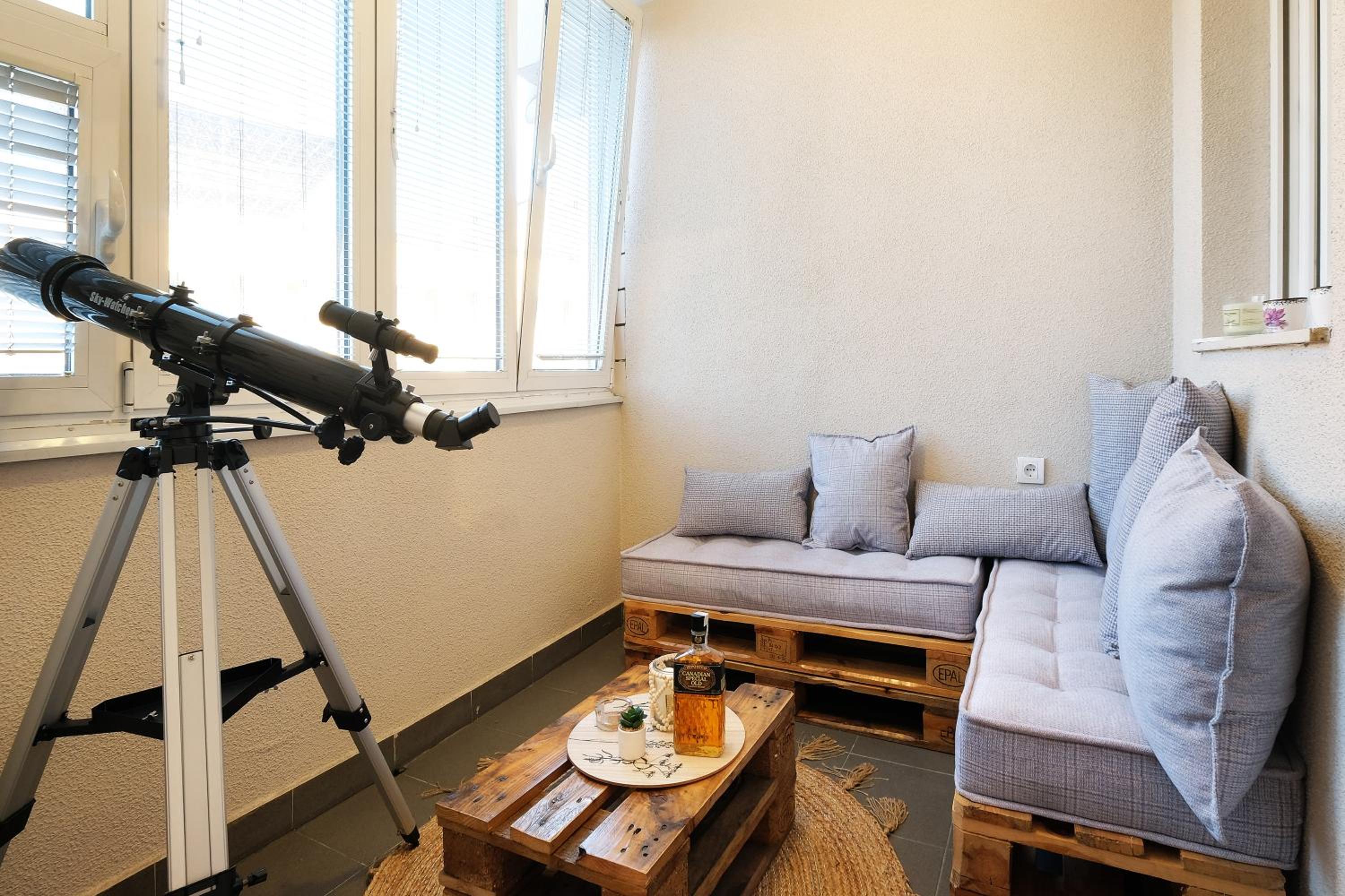 Sky City View Apartment & big terrace view 5