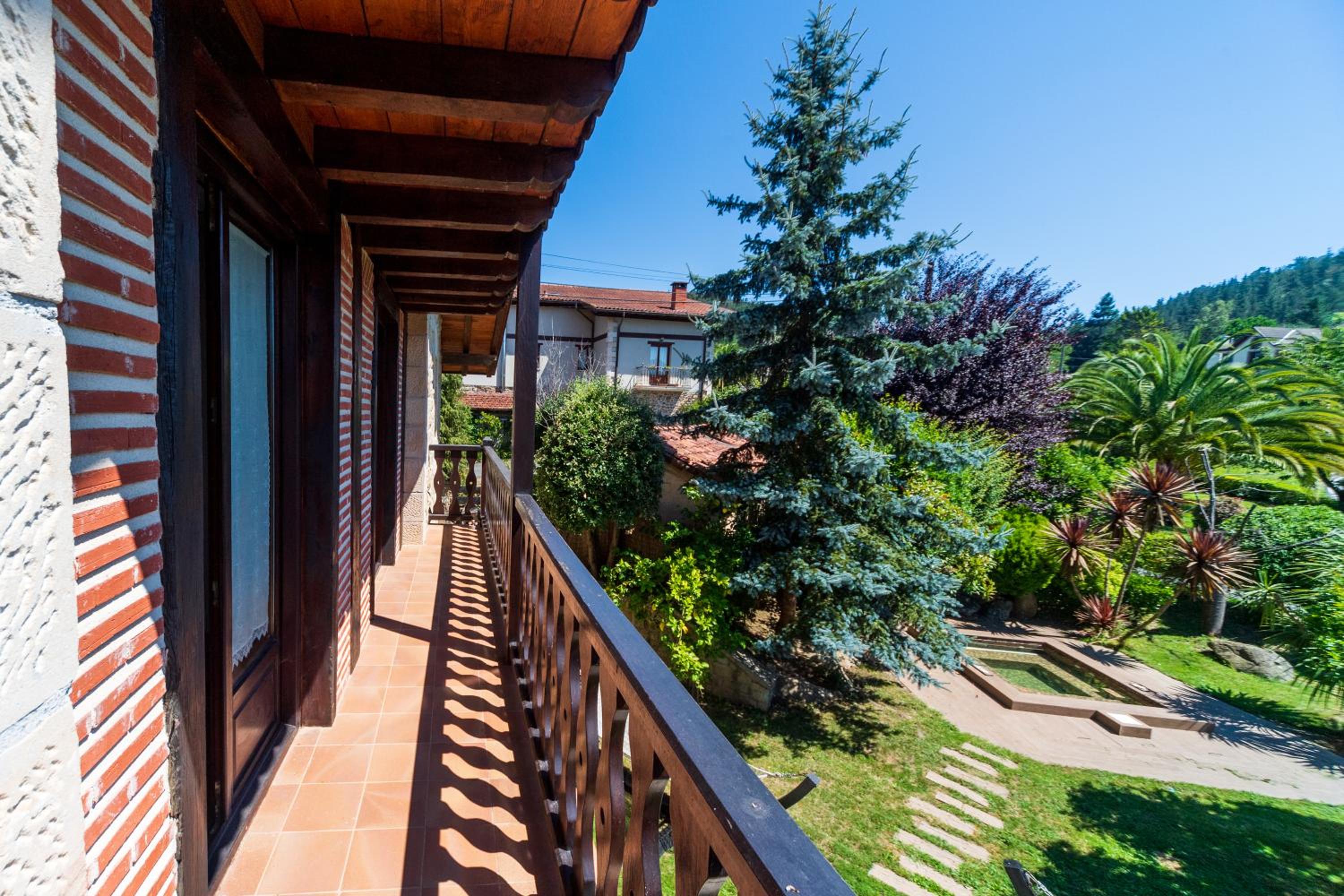 Villa DOLARETXE