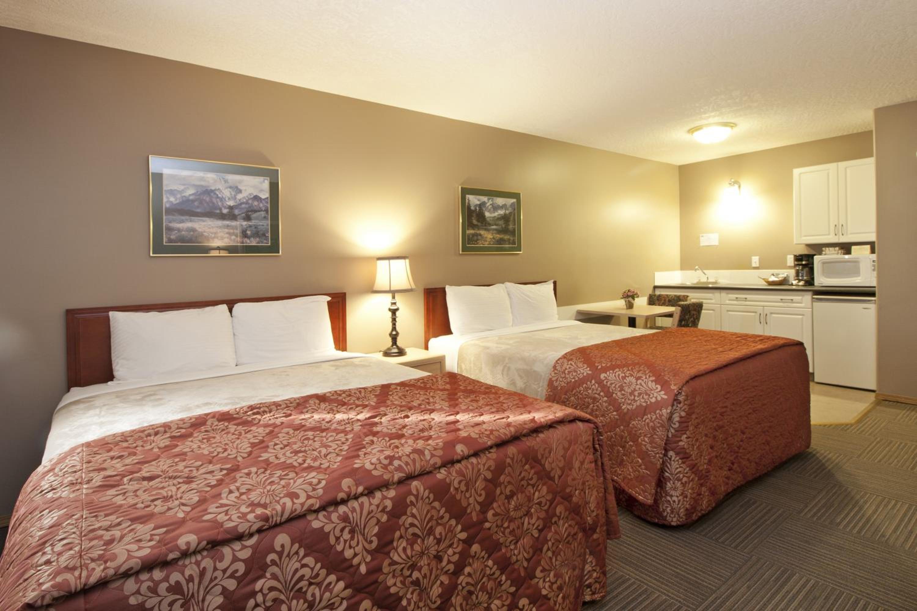 Bow River Inn