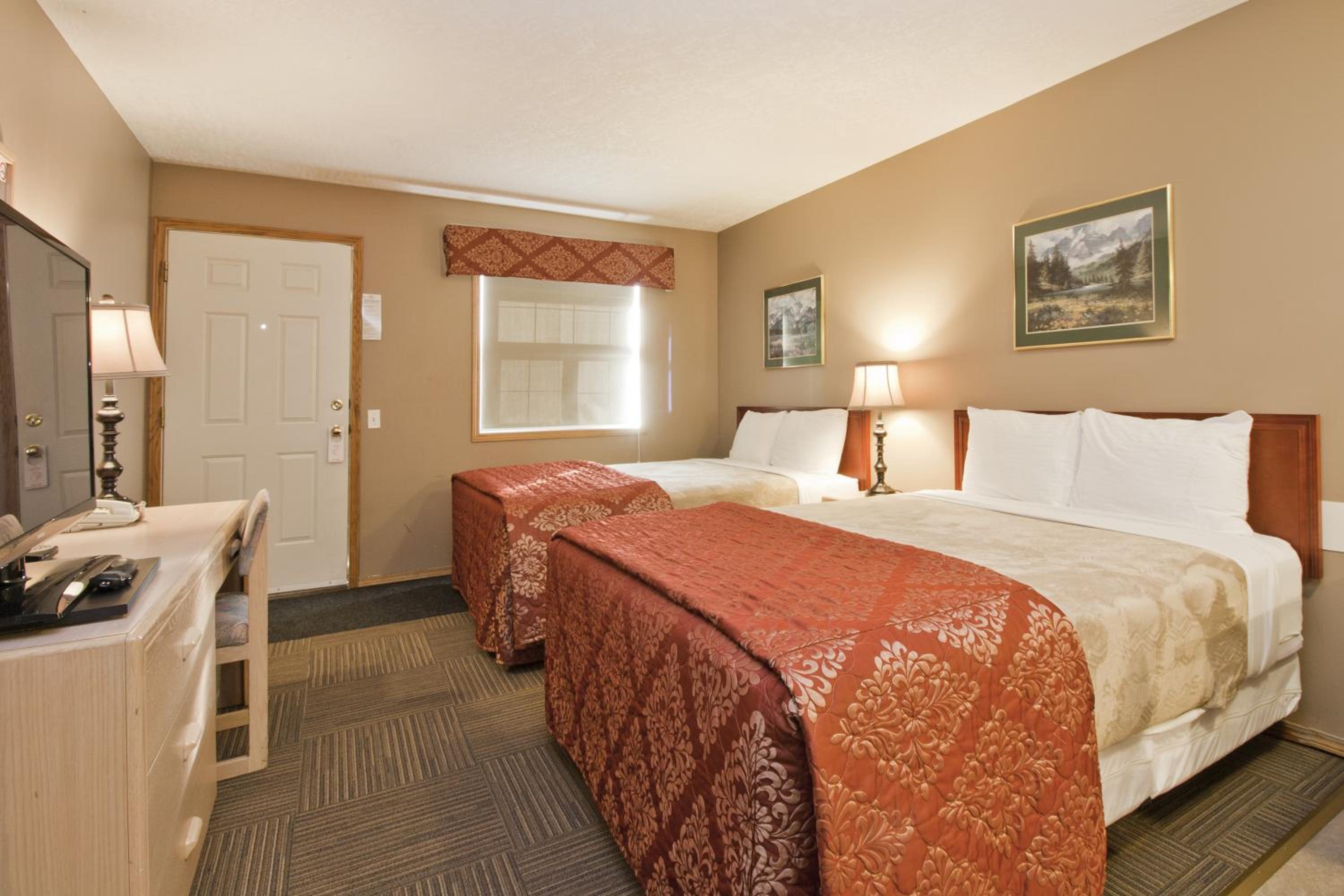 Bow River Inn