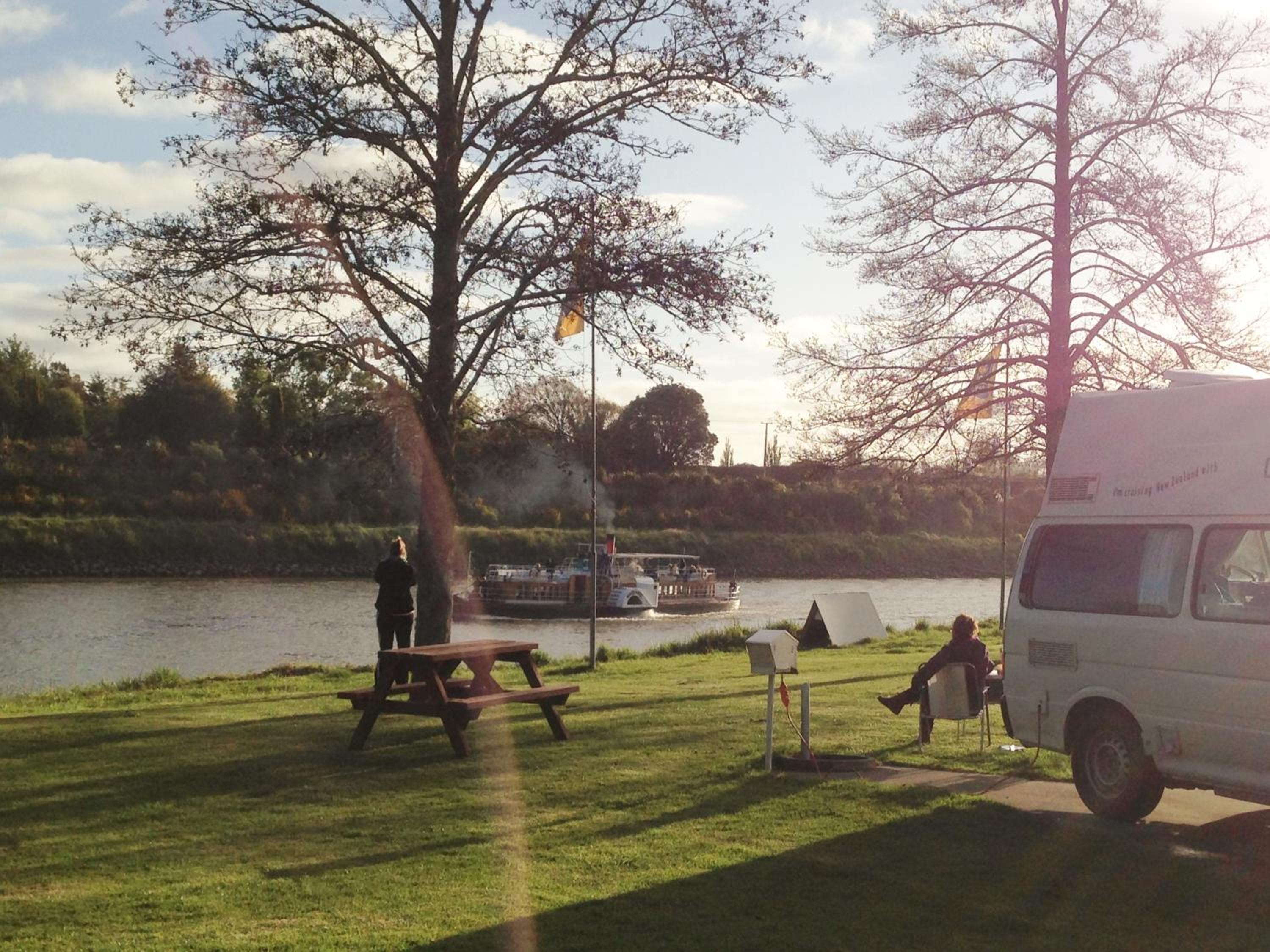 Whanganui River Top 10 Holiday Park