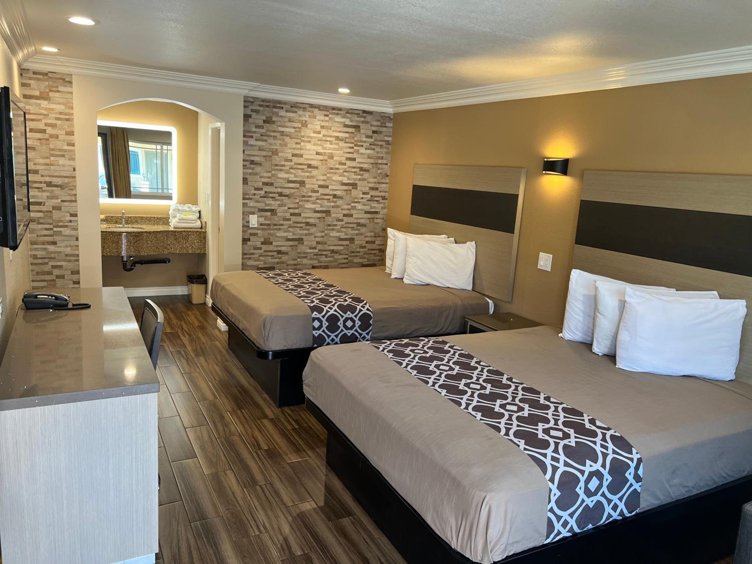 West Covina Vacations - Walnut Inn  Suites West Covina - Property Image 11