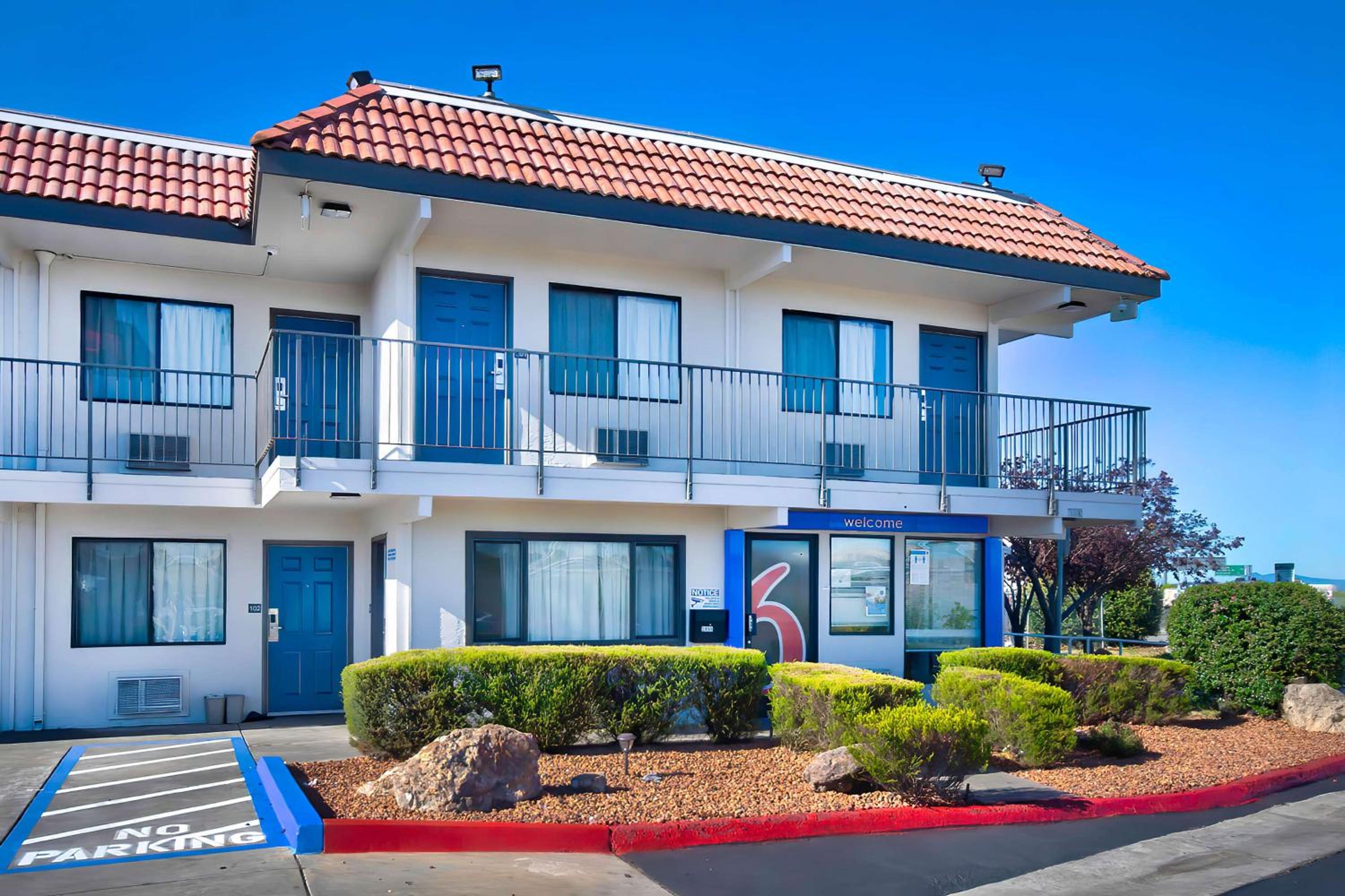 Vallejo Vacations - Motel 6-Vallejo, CA - Six Flags West - Property Image 6