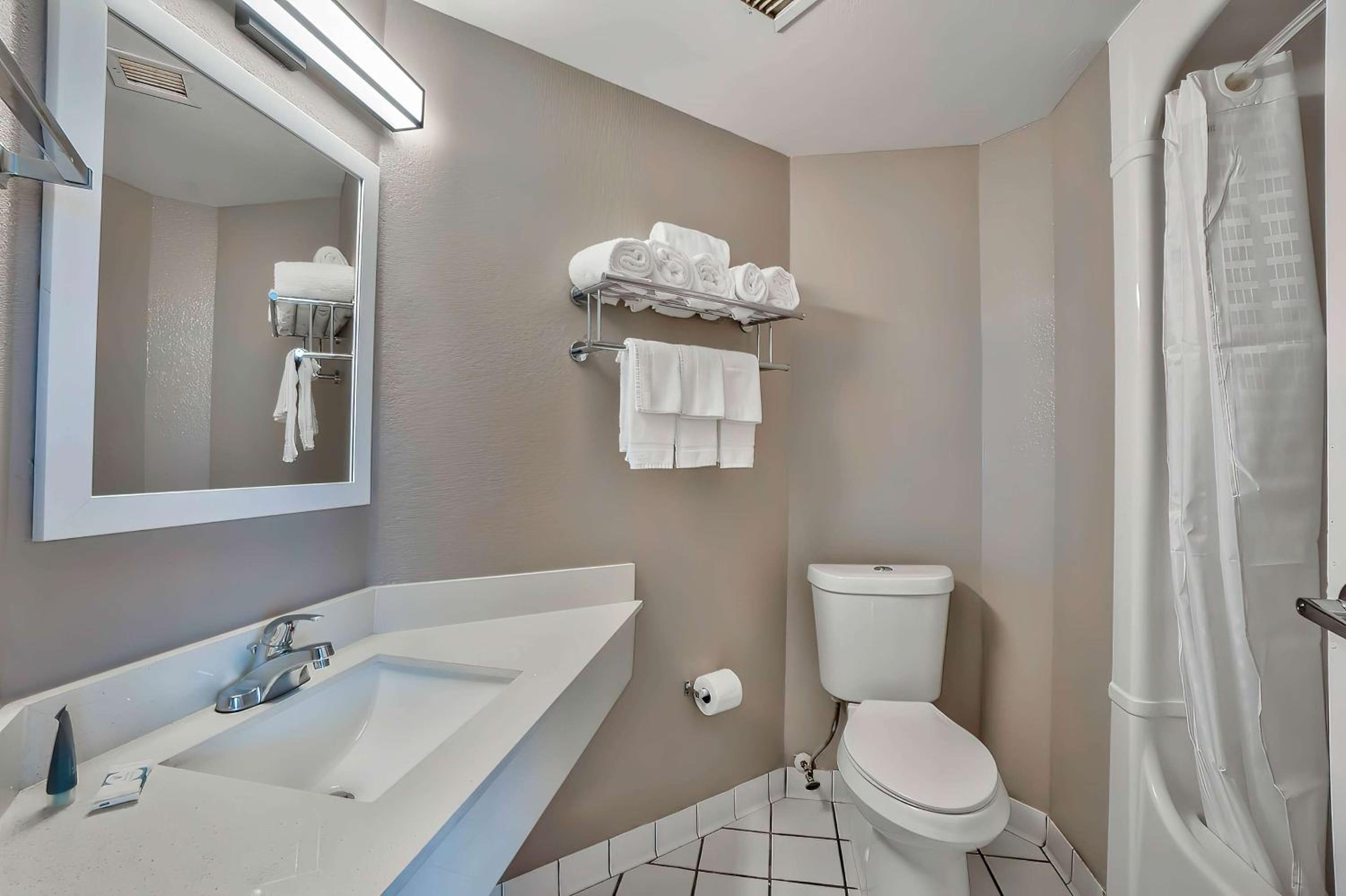 Motel 6-Denison, TX