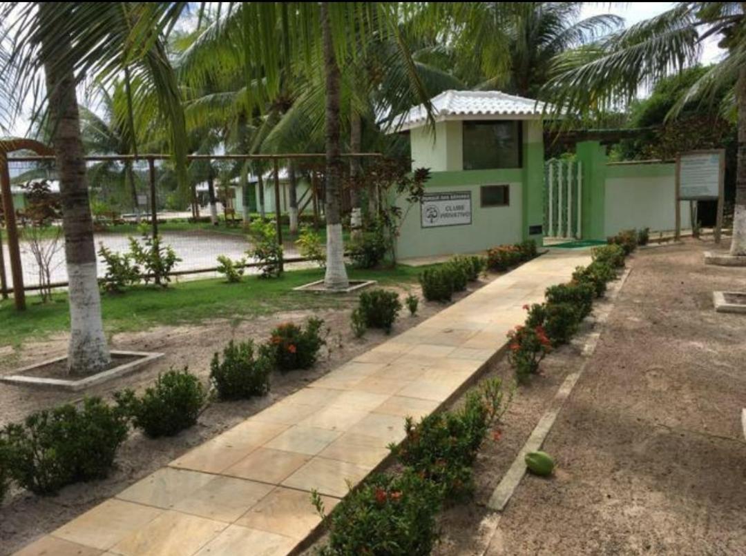 Excelente casa com Piscina