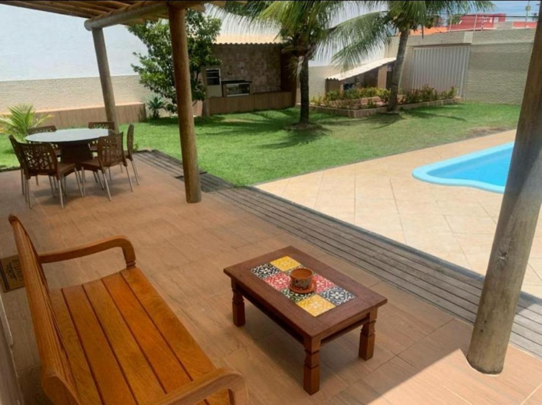 Excelente casa com Piscina