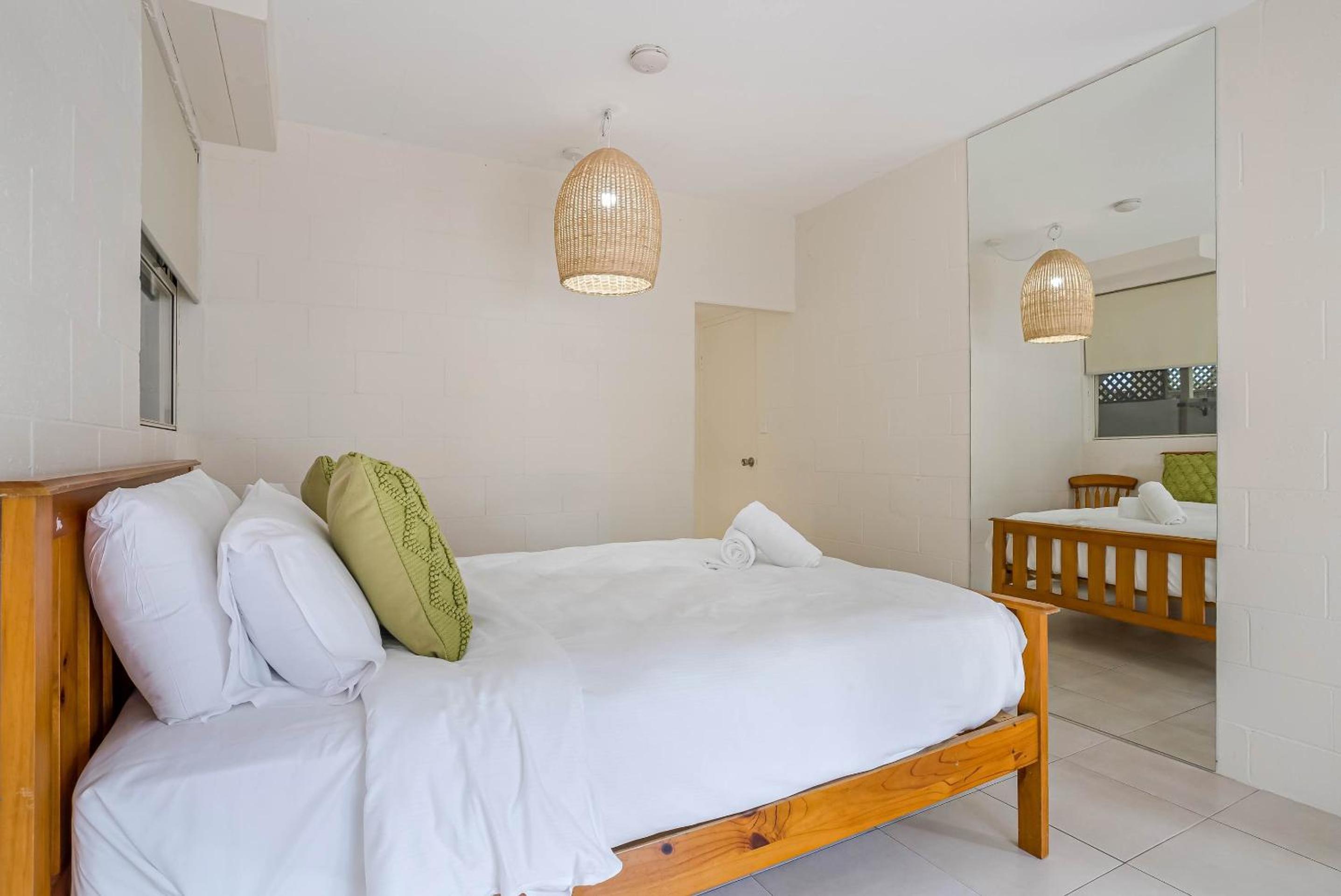 Fuller Holidays - The Rock Belongil Beach