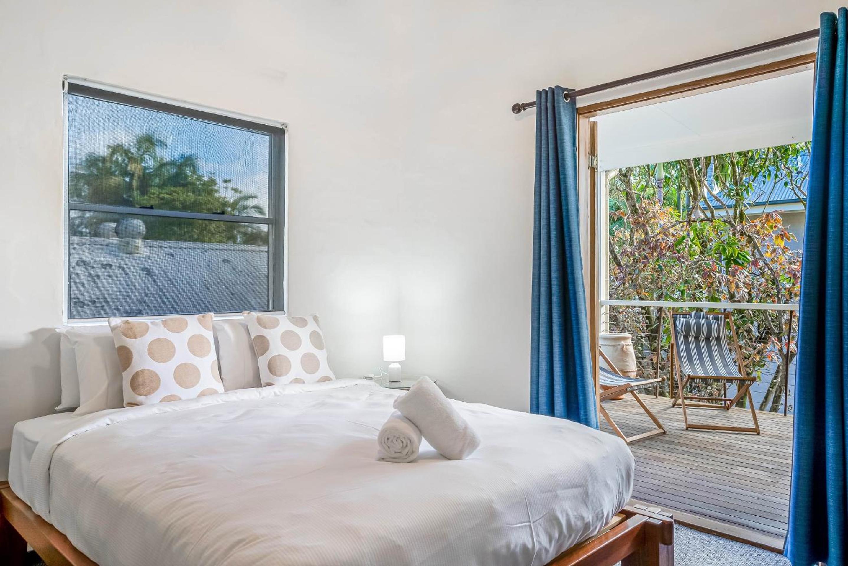 Fuller Holidays - The Rock Belongil Beach
