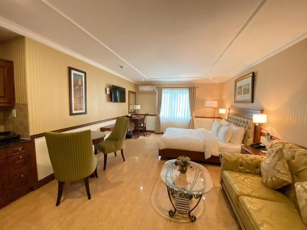 Central Resident Hotel