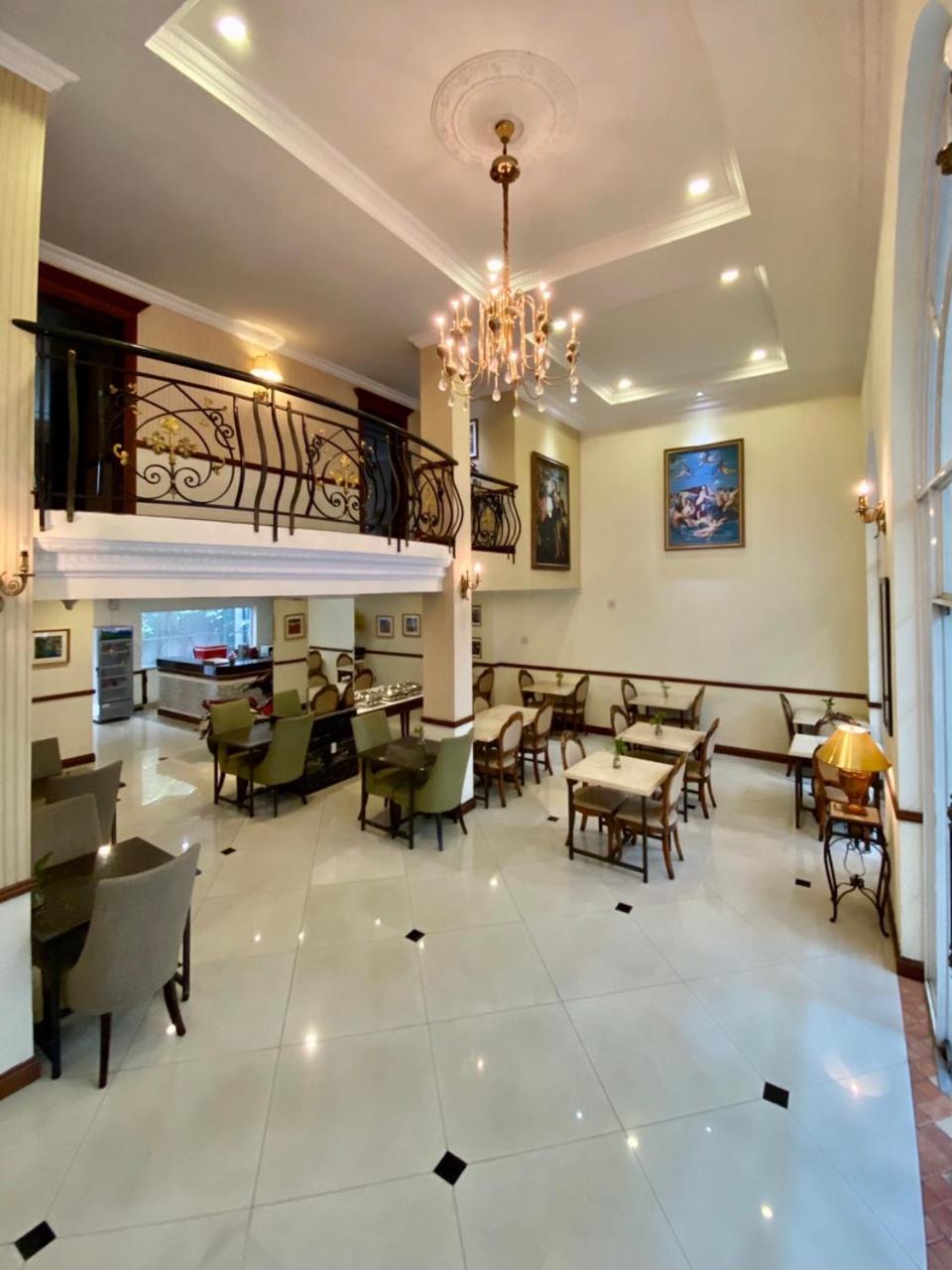Central Resident Hotel