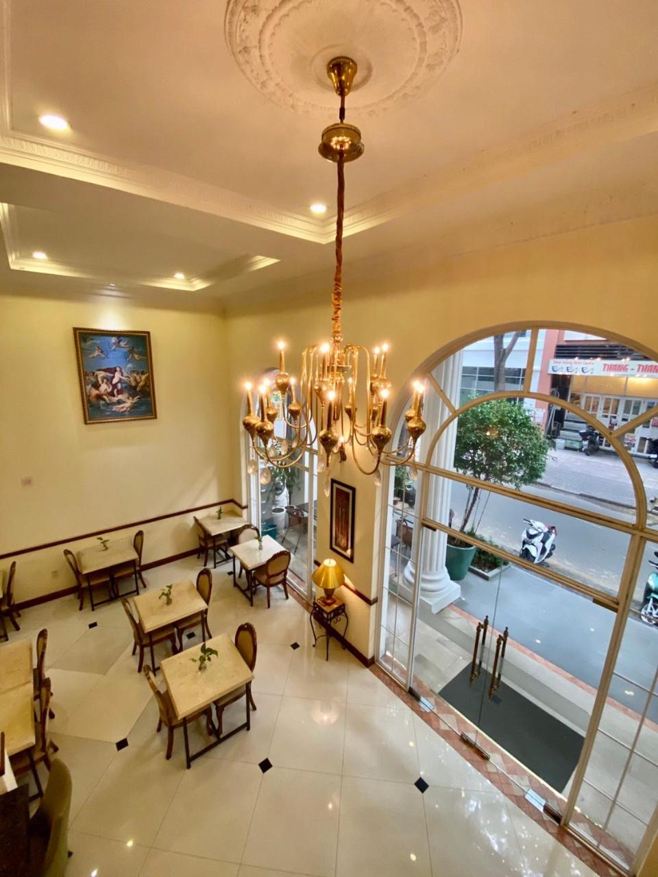 Central Resident Hotel