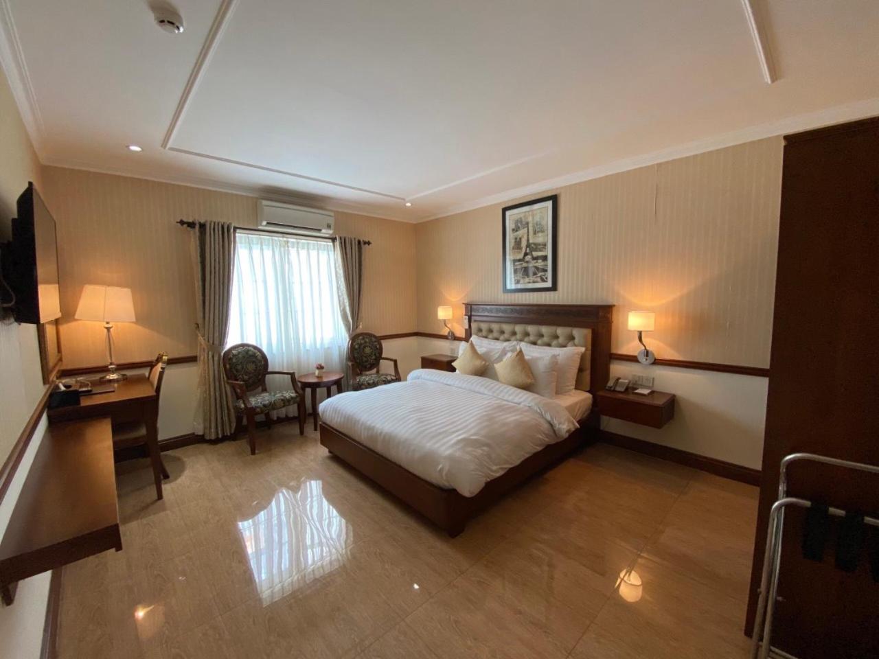 Central Resident Hotel