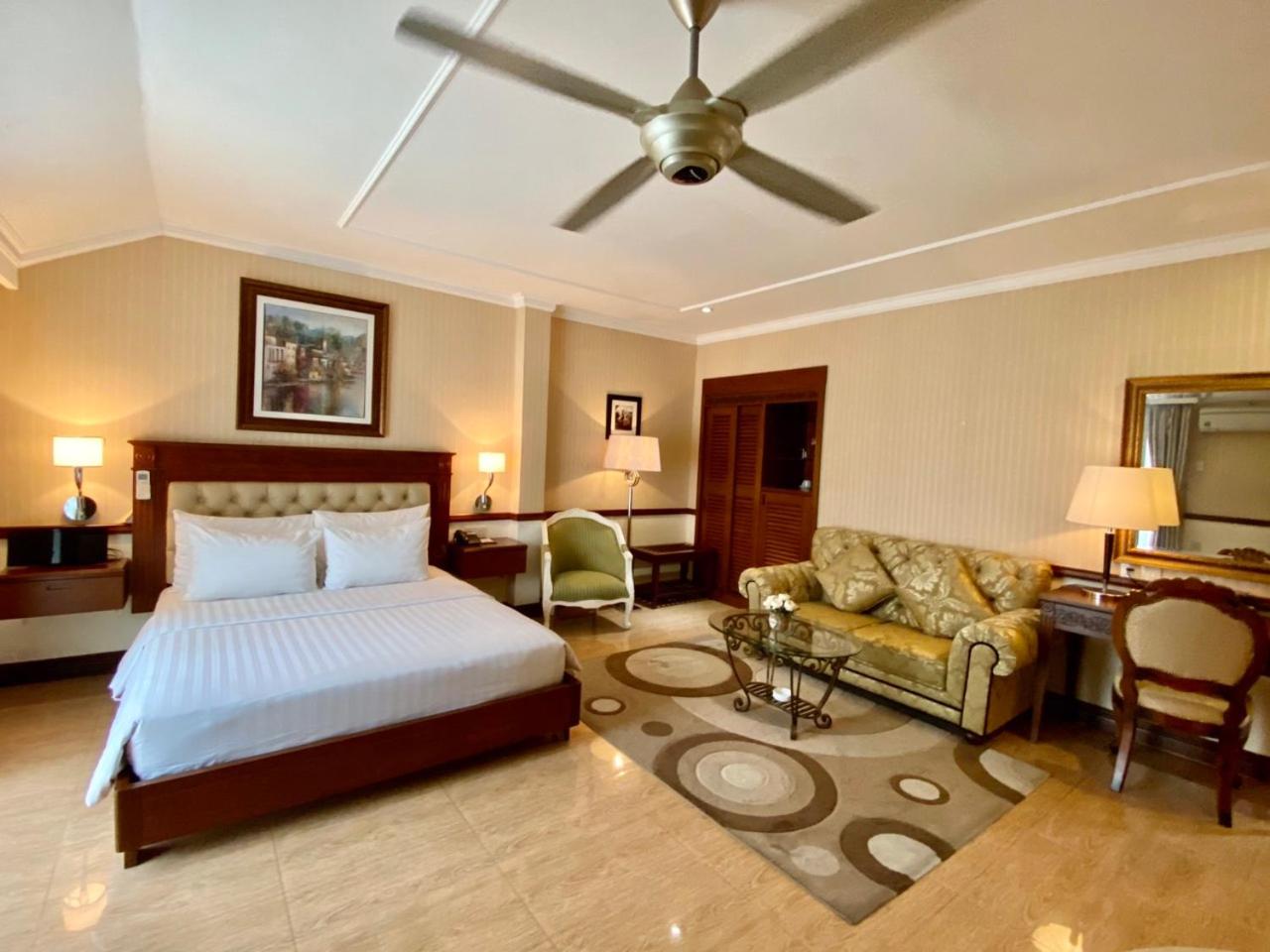 Central Resident Hotel