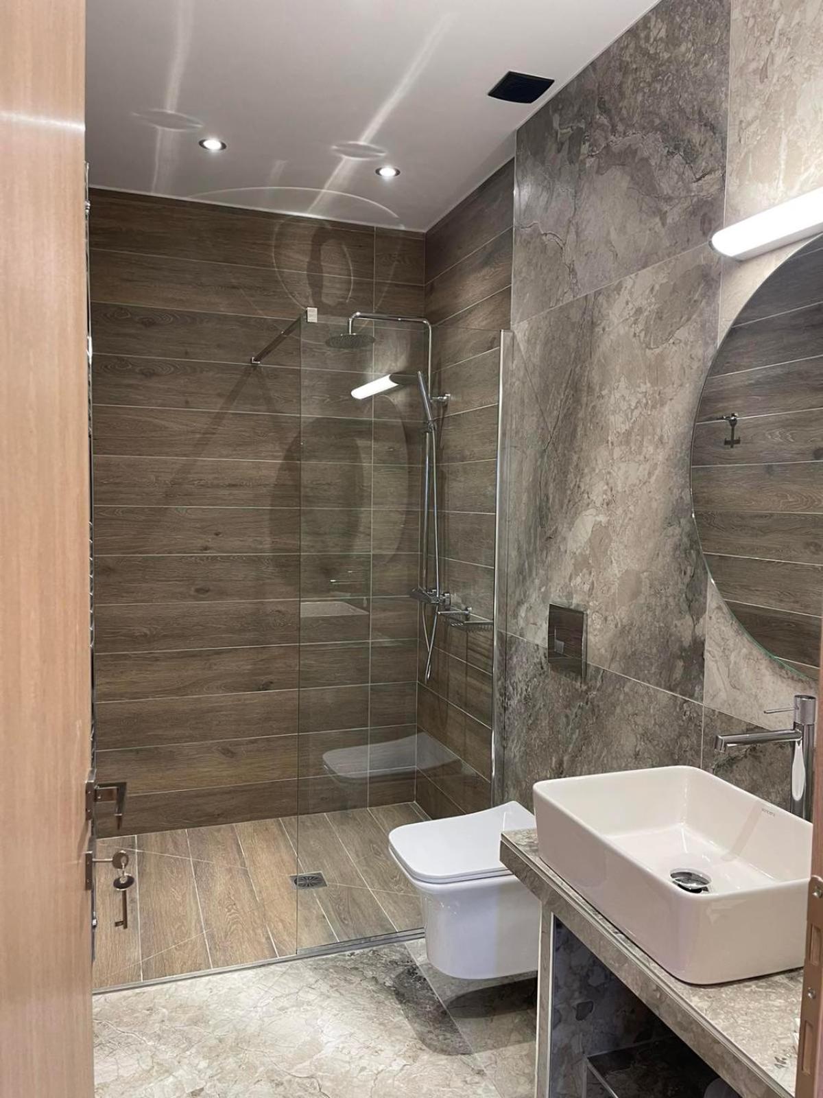 11 Luxury Apartments.. photo 5